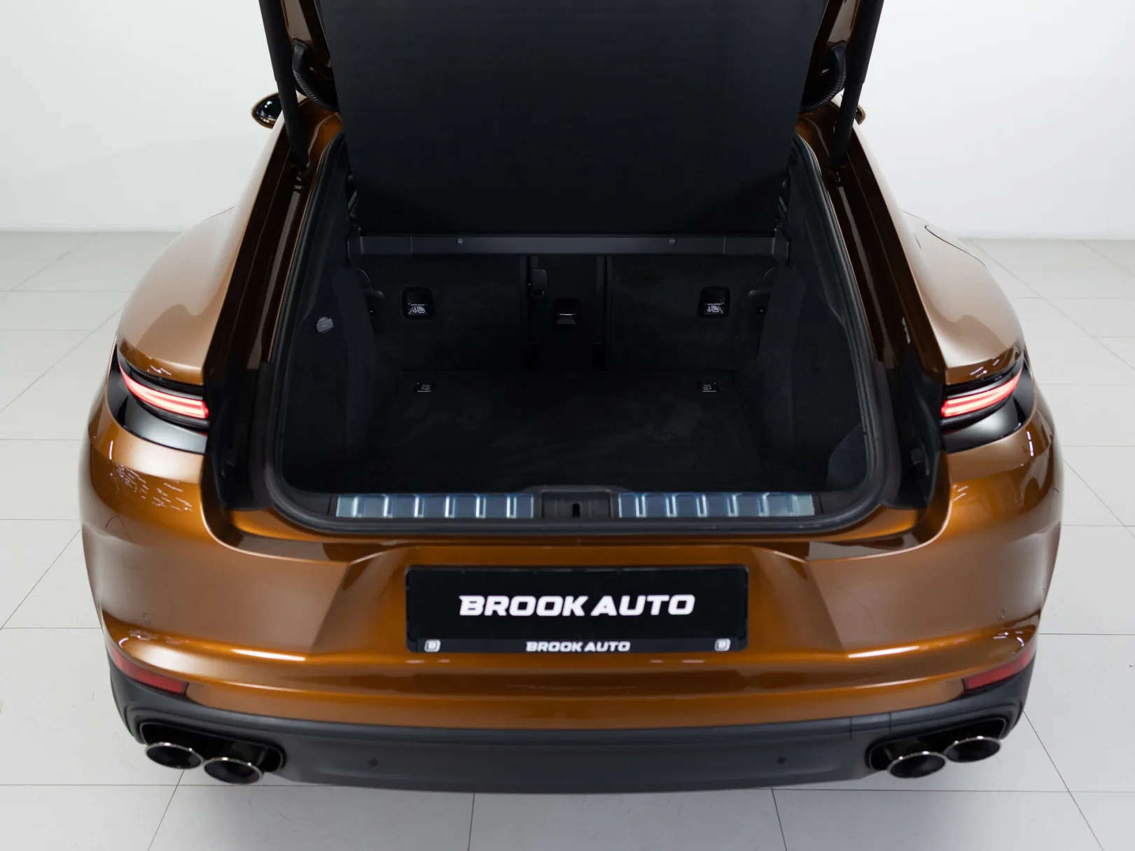 Porsche Panamera III, 2024 — экстерьер, фото 32