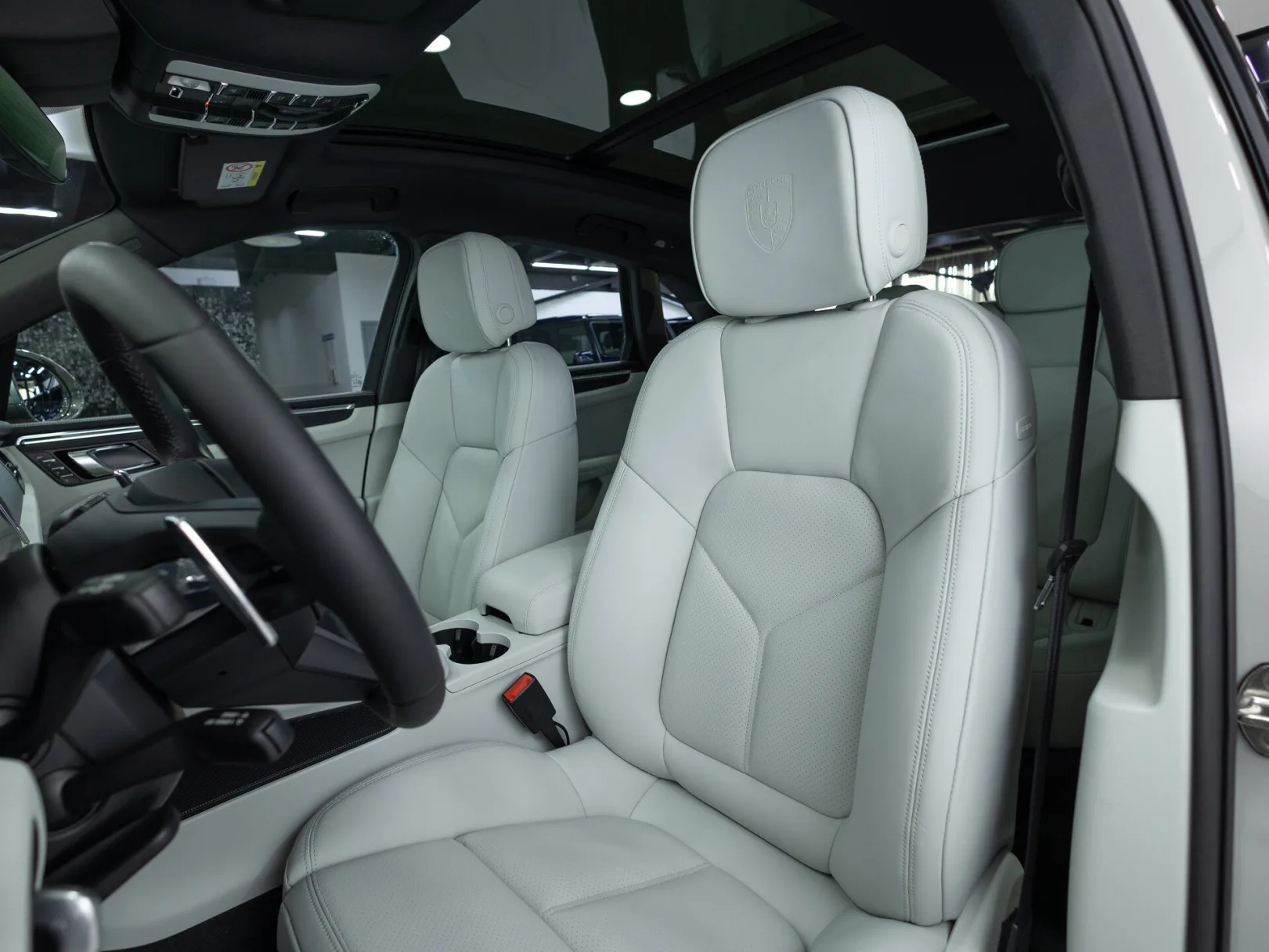 Porsche Macan T I Рестайлинг 2, 2025 — экстерьер, фото 11