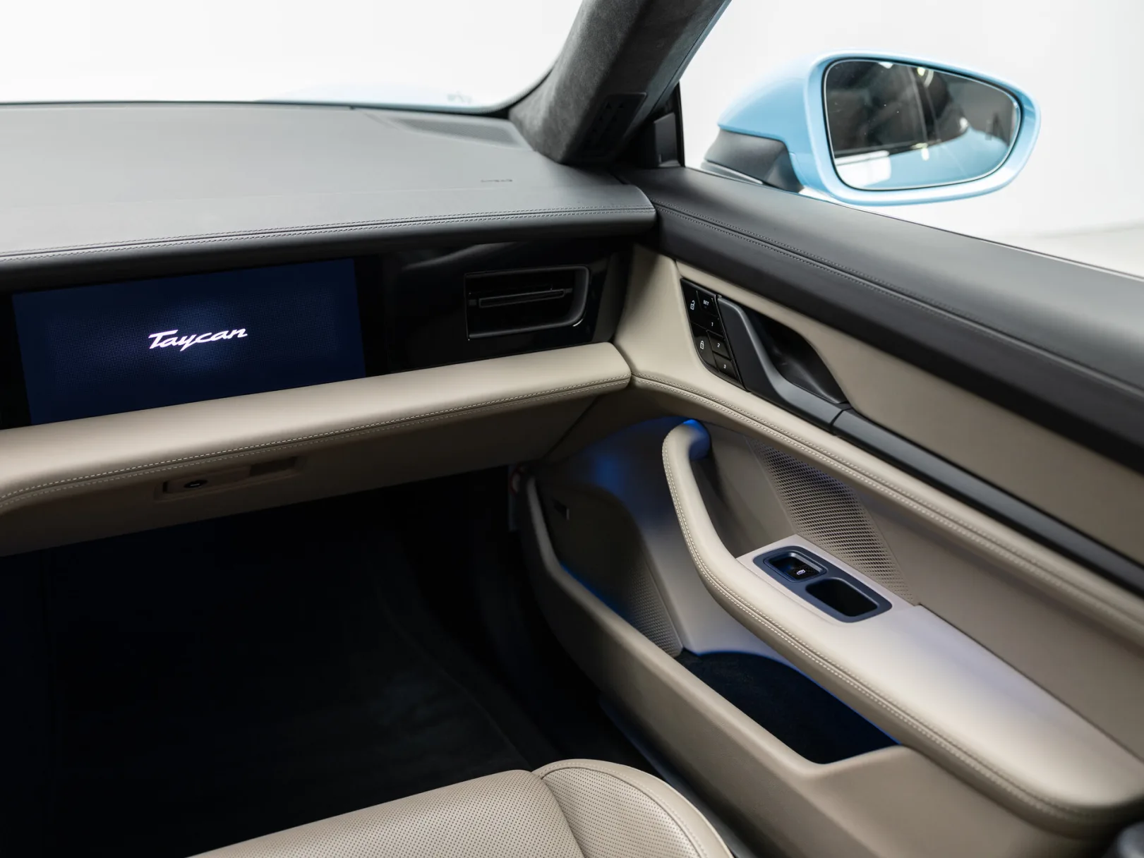 Porsche Taycan Turbo I, 2021 — экстерьер, фото 24