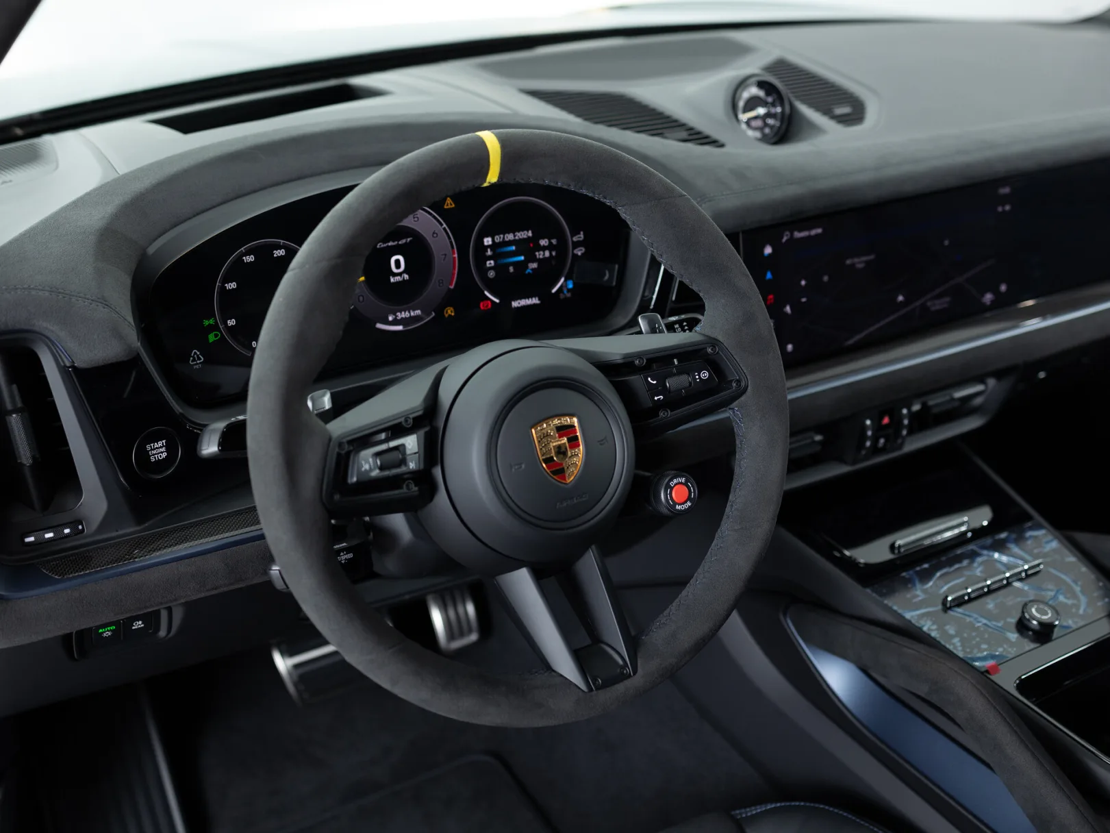 Porsche Cayenne III Рестайлинг, 2024 — экстерьер, фото 9