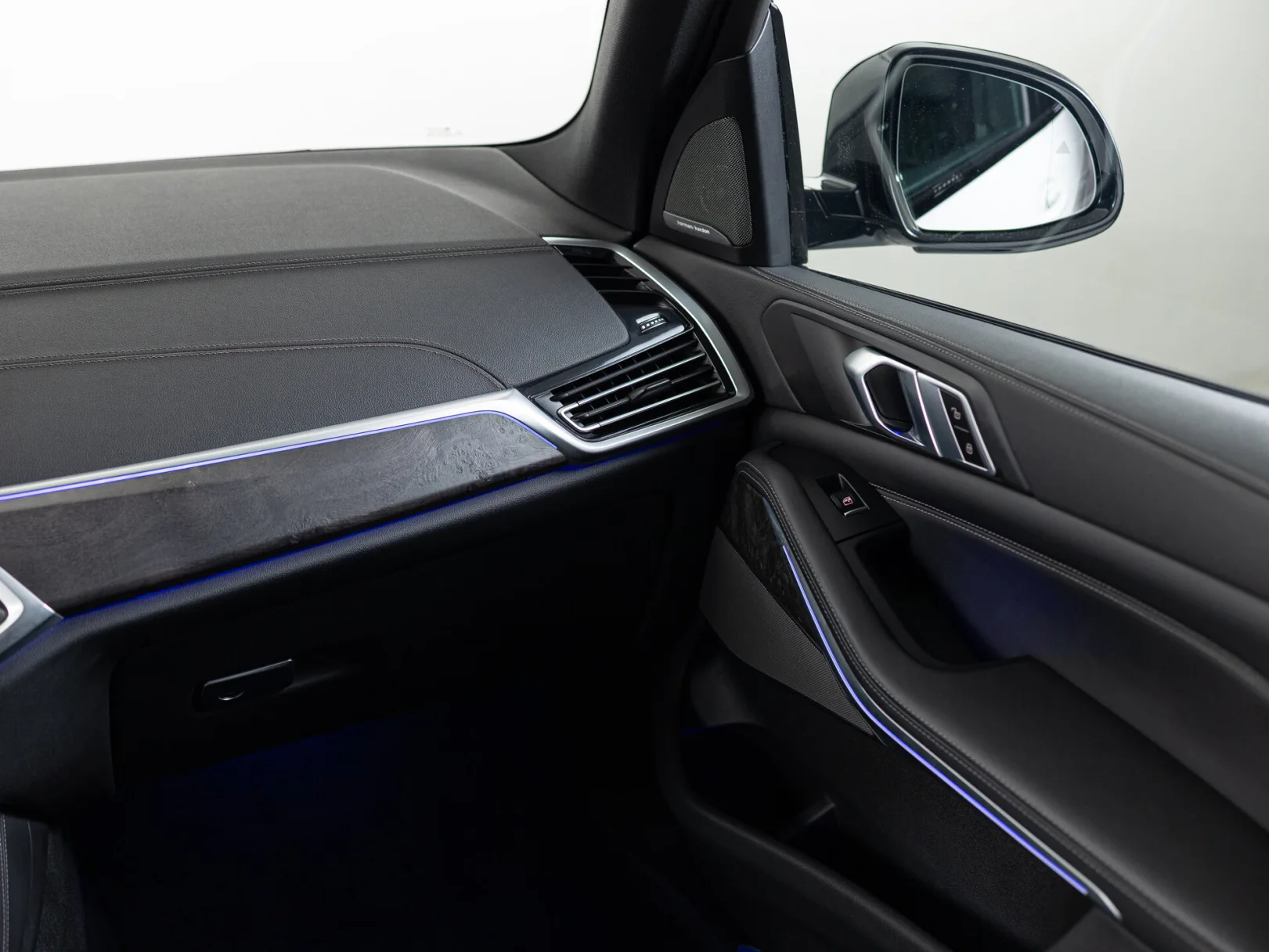 BMW X5 xDrive40i M Sport Pro IV (G05/G18), 2023 — экстерьер, фото 19