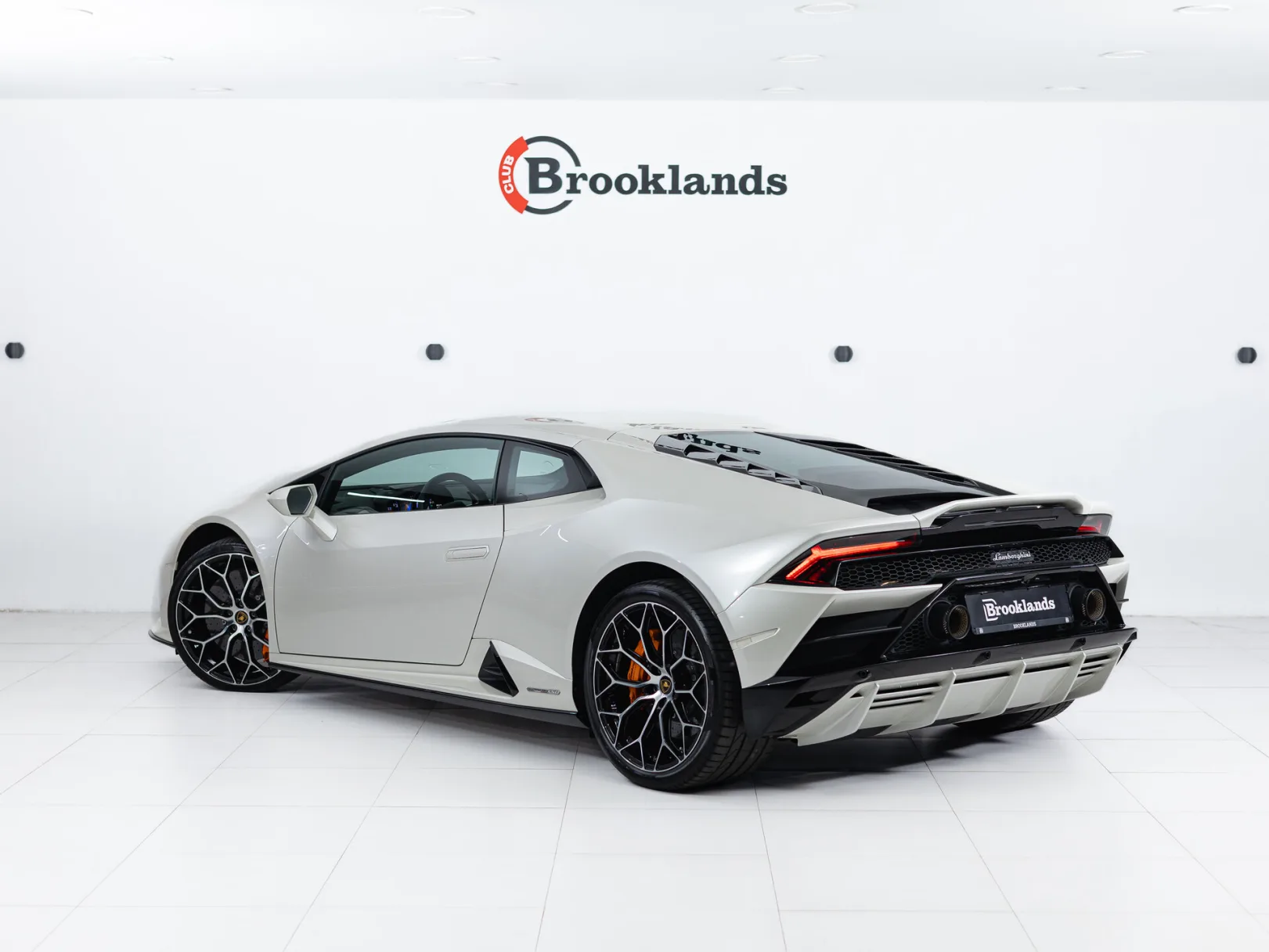 Lamborghini Huracán Base I Рестайлинг, 2020 — экстерьер, фото 6