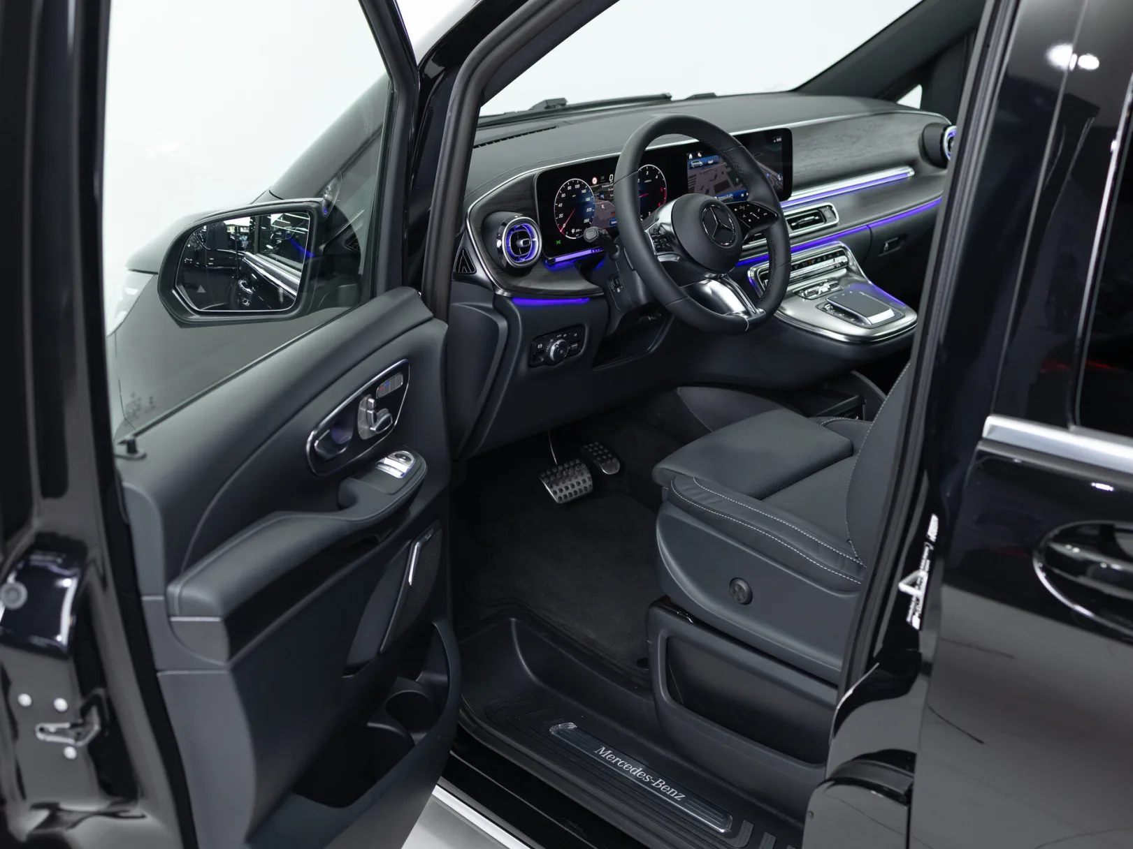 Mercedes-Benz V-Класс Avantgarde III (W447) Рестайлинг 2, 2025 — экстерьер, фото 4