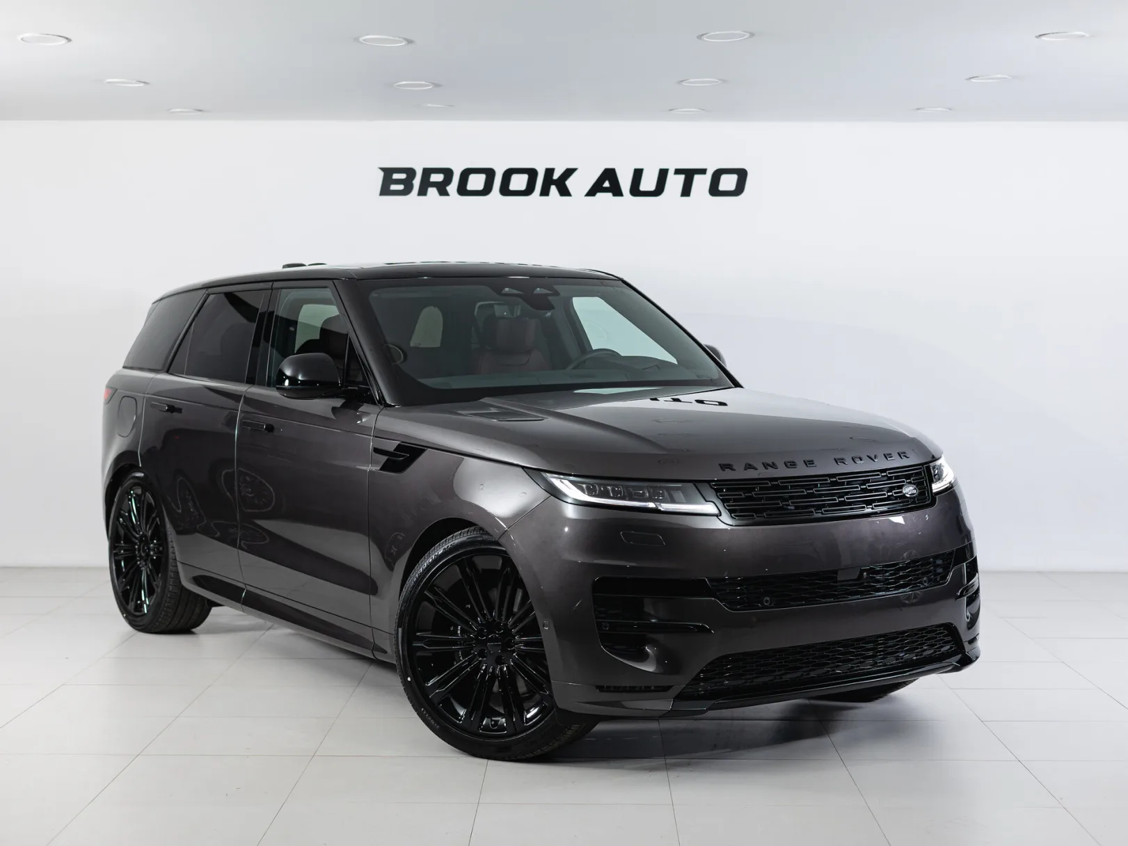 Land Rover Range Rover Sport Dynamic HSE III, 2026 — экстерьер, фото 3