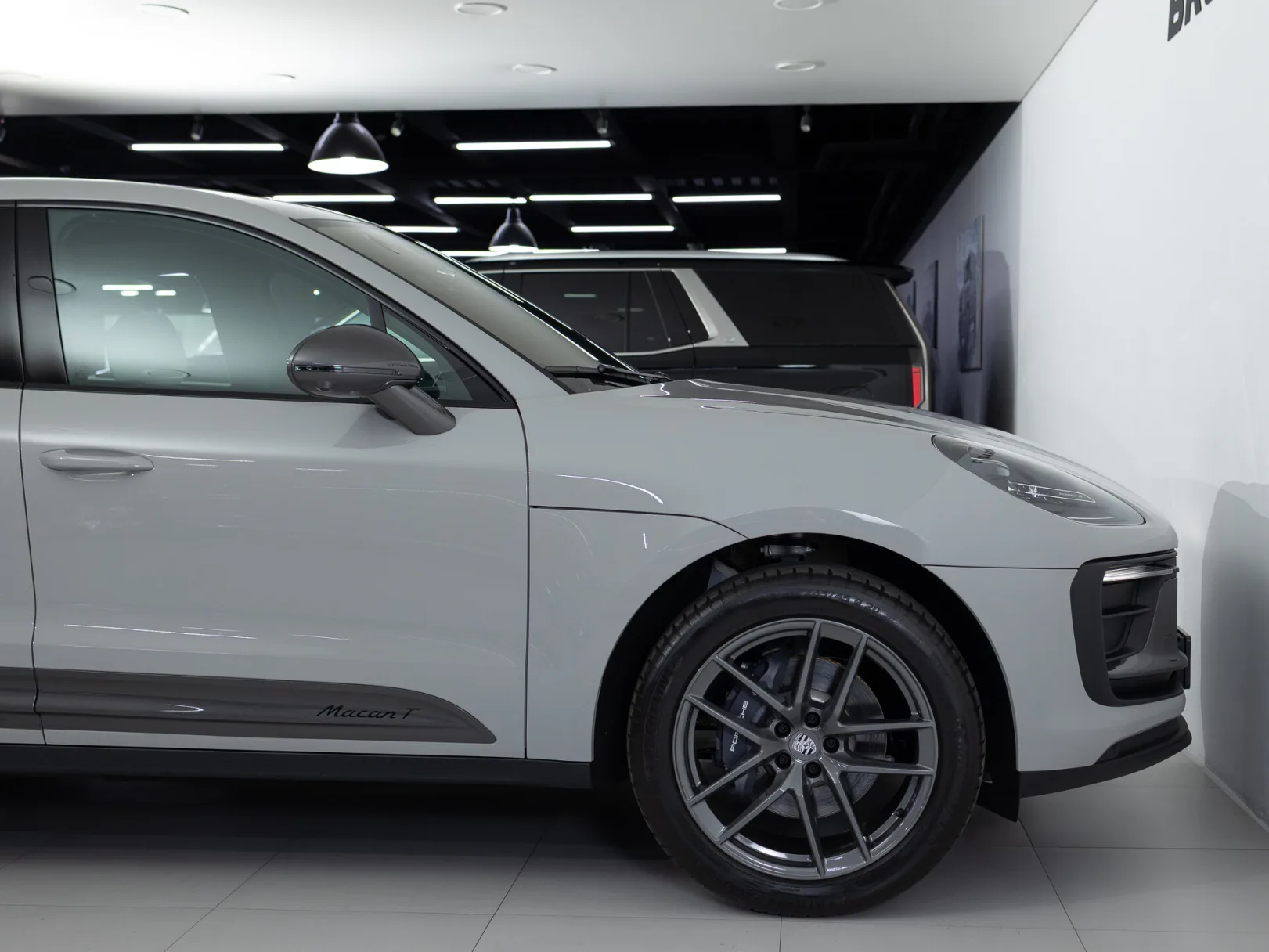 Porsche Macan T I Рестайлинг 2, 2025 — экстерьер, фото 30