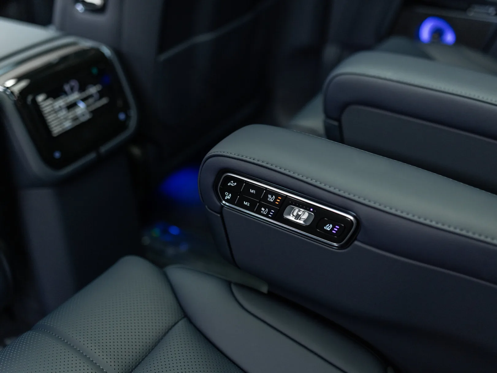 Zeekr 9X Max (6 seats) I, 2026 — экстерьер, фото 29