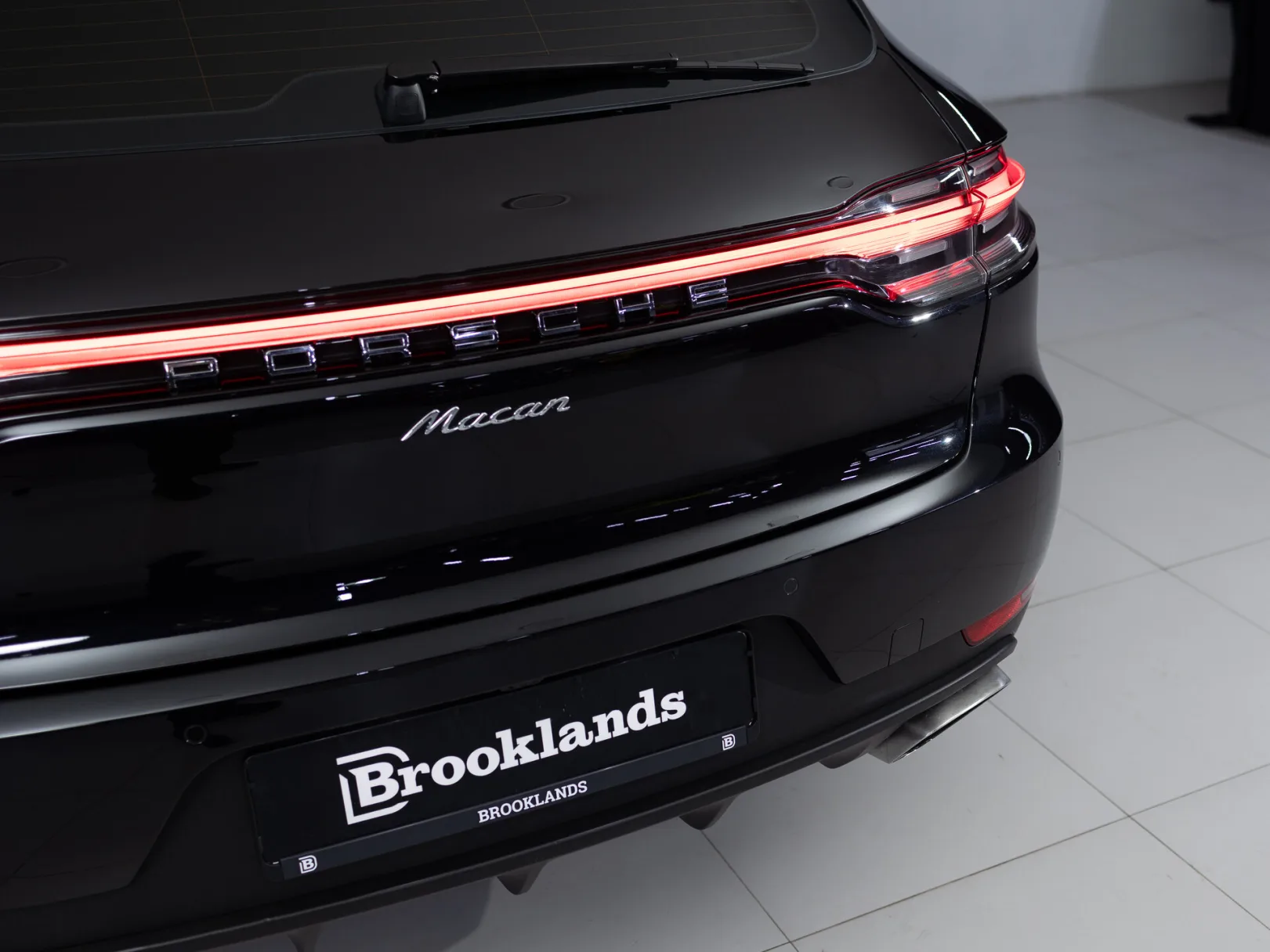 Porsche Macan I Рестайлинг, 2021 — экстерьер, фото 24