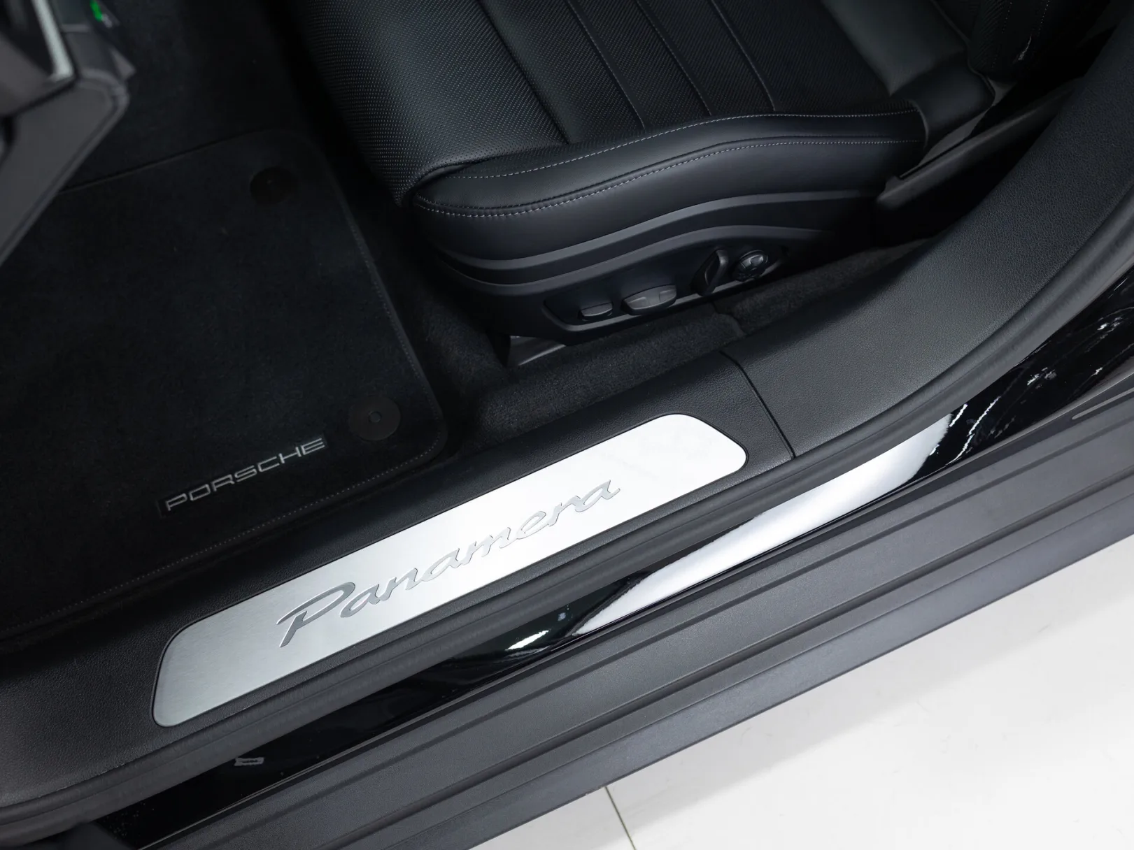 Porsche Panamera III, 2024 — экстерьер, фото 12