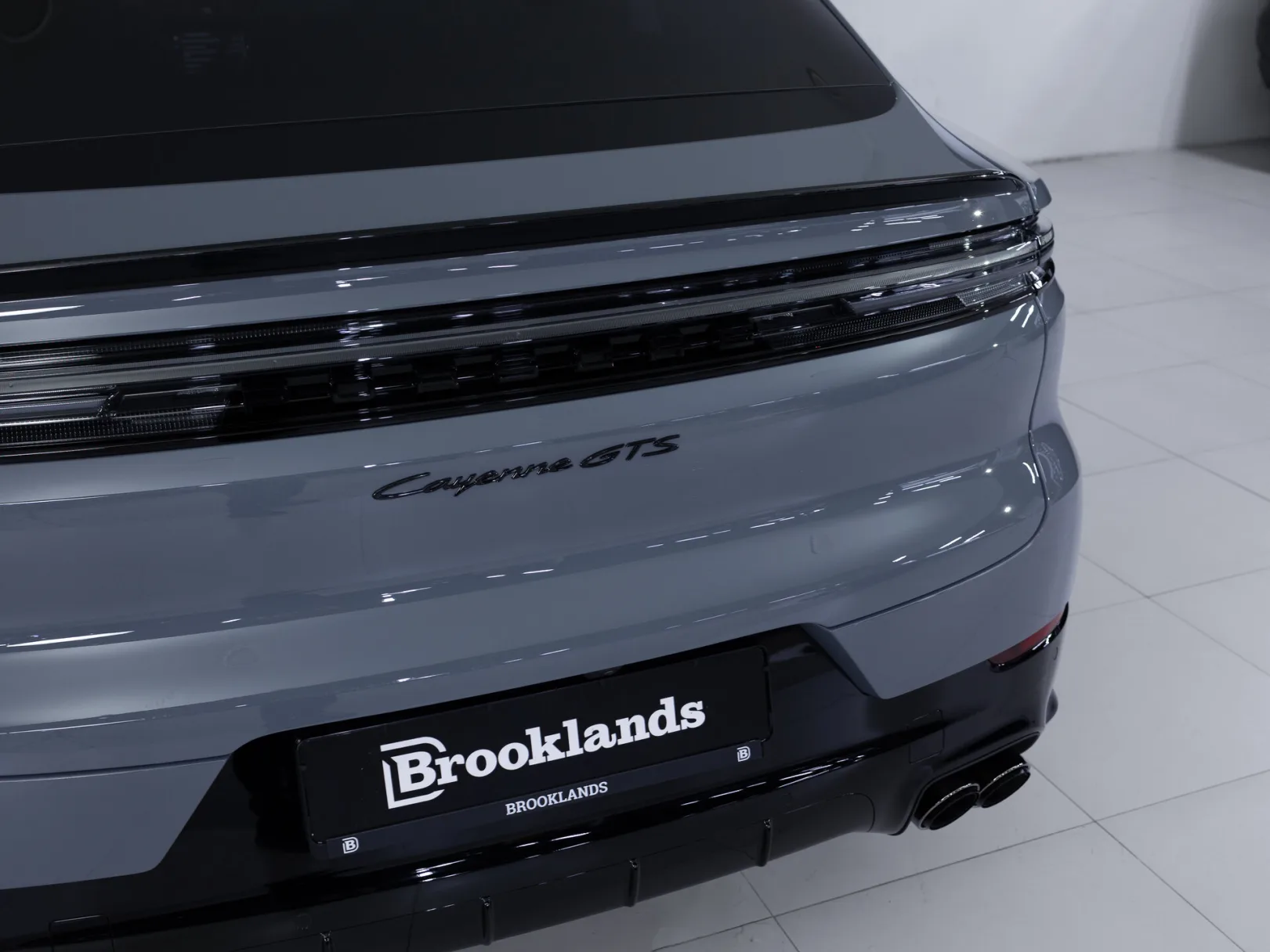 Porsche Cayenne GTS Coupé III Рестайлинг, 2024 — экстерьер, фото 33