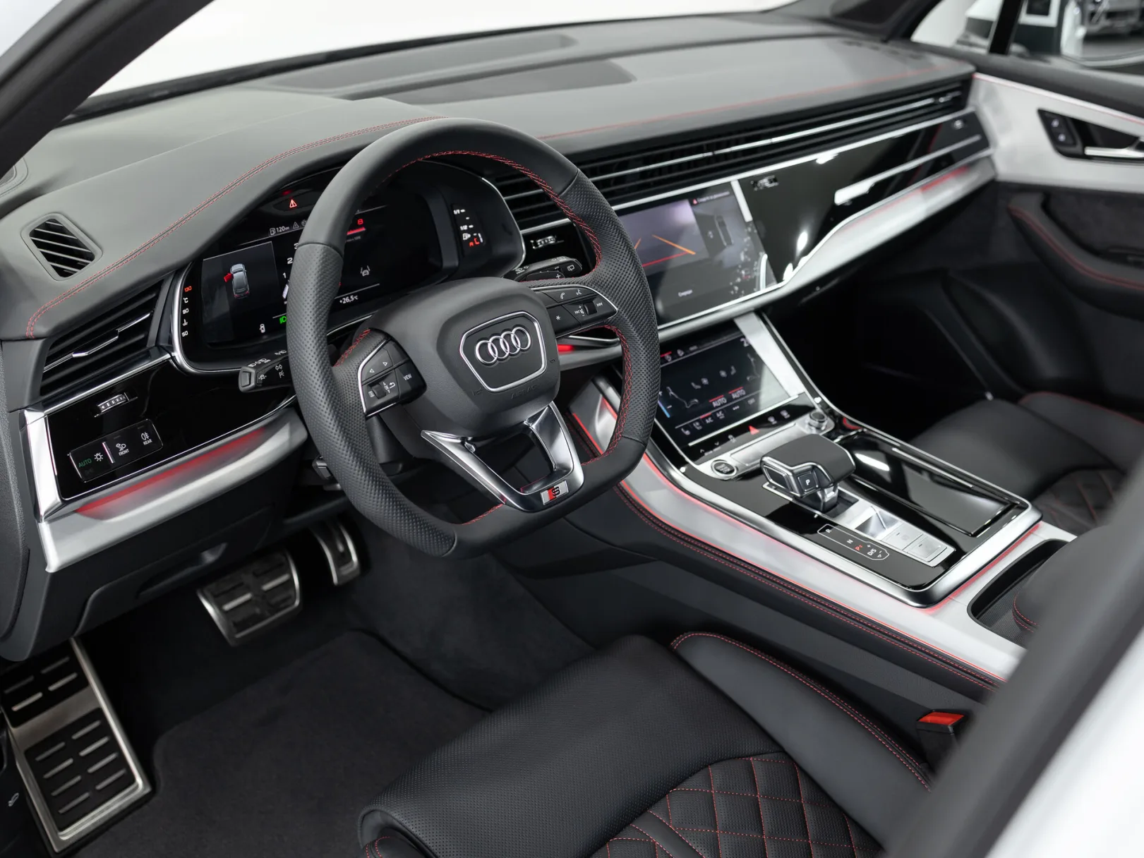 Audi Q7 55 TFSI quattro tiptronic II (4M) Рестайлинг 2, 2024 — экстерьер, фото 10