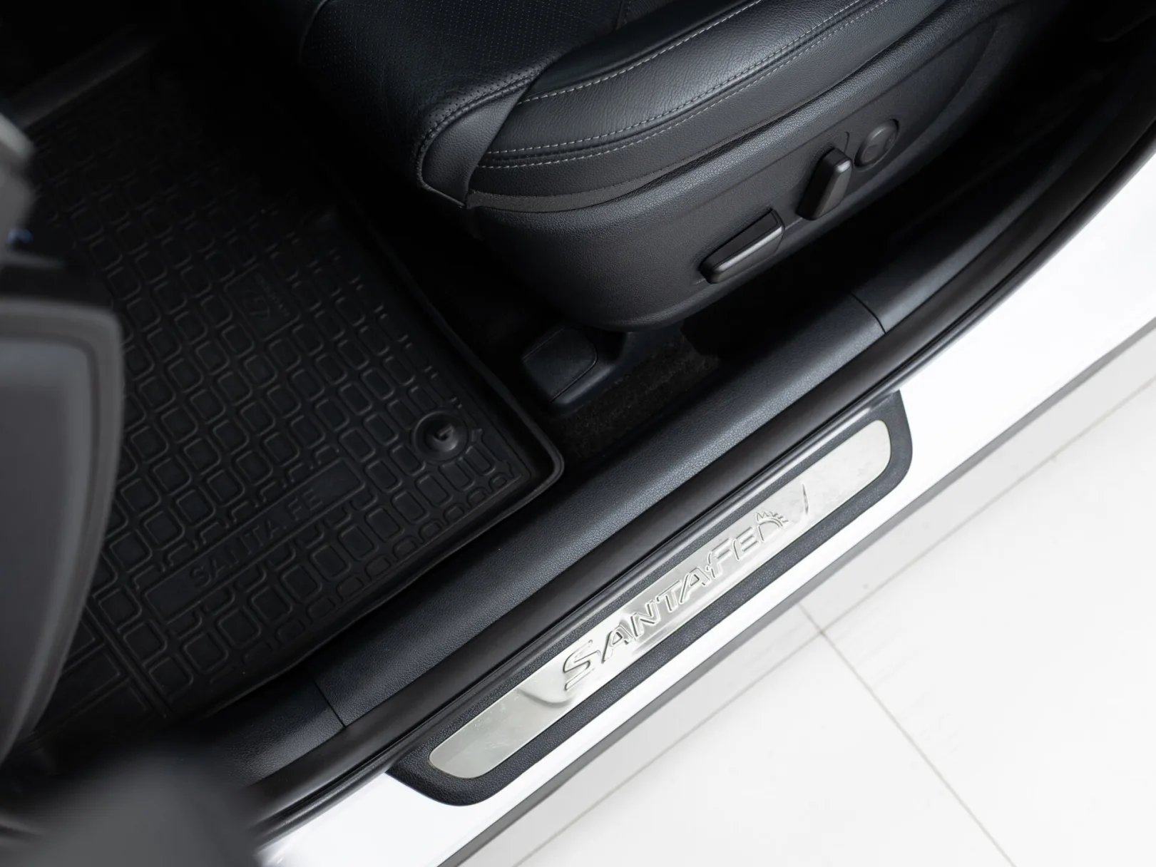 Hyundai Santa Fe Premier 7 мест + Smart Sense IV, 2018 — экстерьер, фото 11