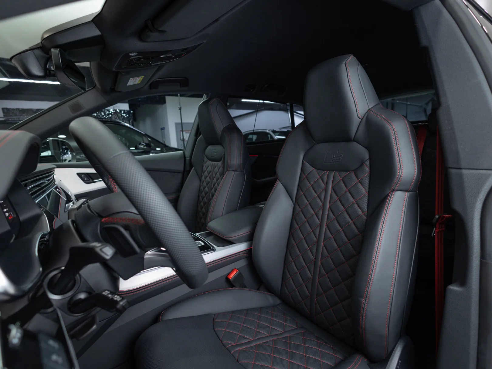 Audi Q8 55 TFSI I (4M) Рестайлинг, 2024 — экстерьер, фото 11