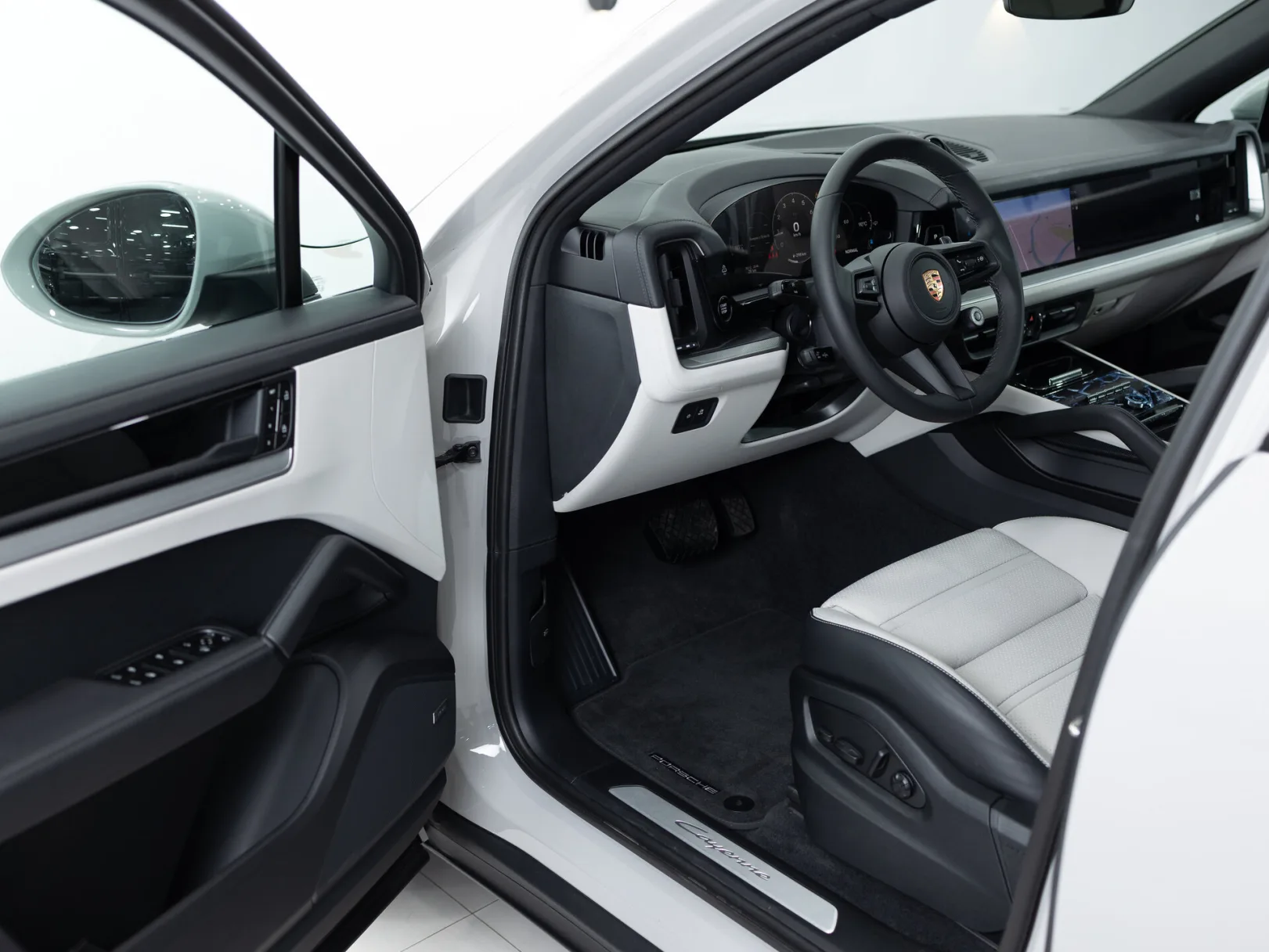 Porsche Cayenne Coupé III Рестайлинг, 2024 — экстерьер, фото 7