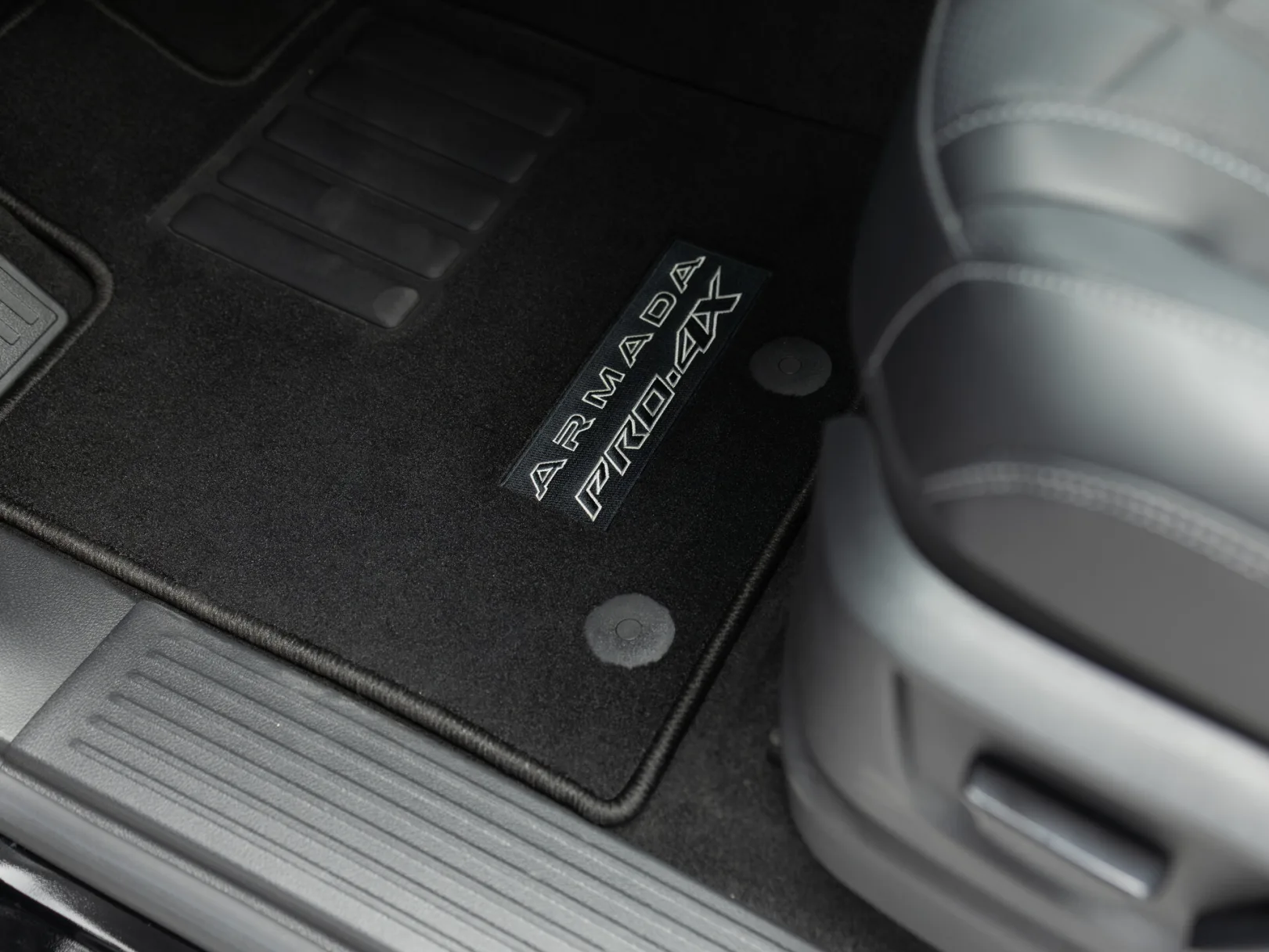 Nissan Armada Pro-4X III, 2025 — экстерьер, фото 14