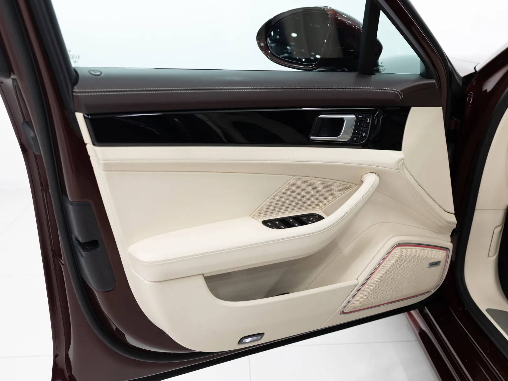 Porsche Panamera 4 II Рестайлинг, 2021 — экстерьер, фото 8