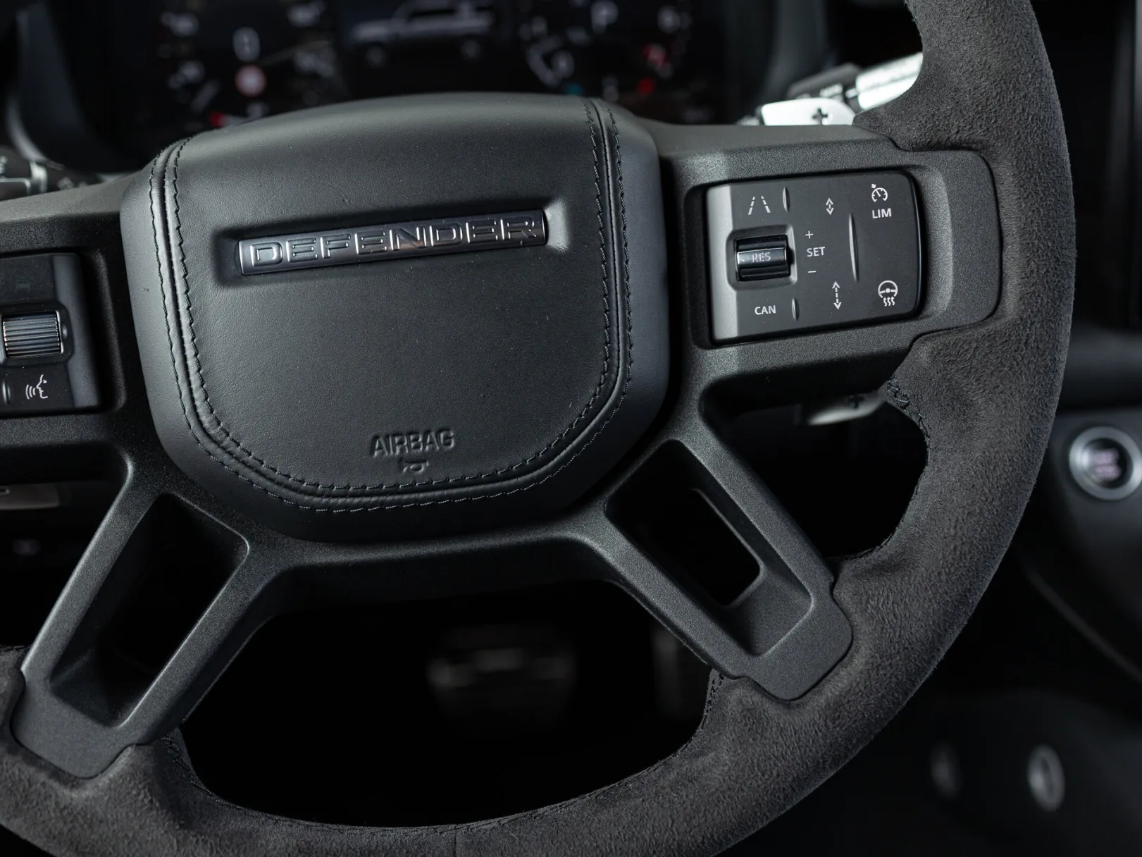 Land Rover Defender Bond Edition II, 2021 — экстерьер, фото 15
