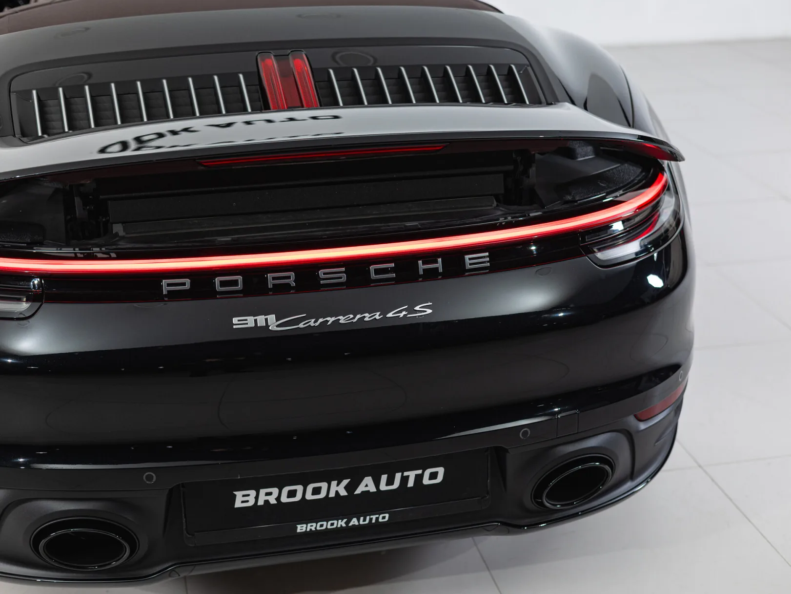Porsche 911 Carrera 4S VIII (992), 2020 — экстерьер, фото 37
