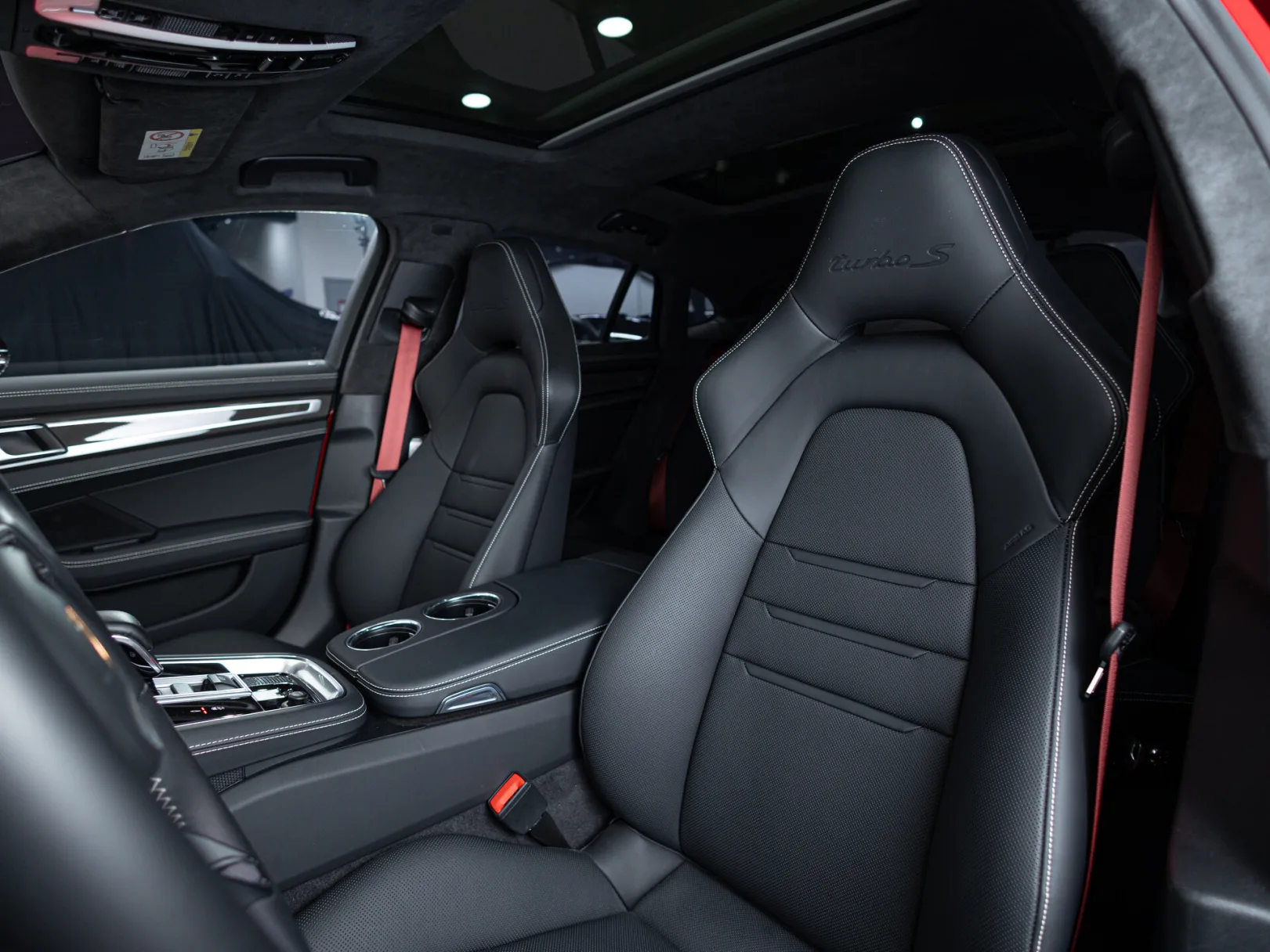 Porsche Panamera Turbo S II Рестайлинг, 2021 — экстерьер, фото 10