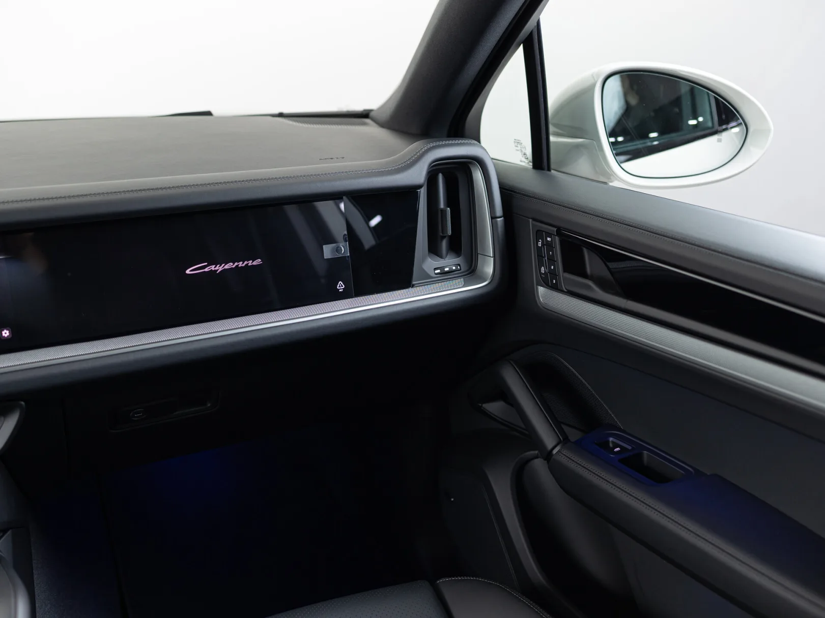 Porsche Cayenne Coupé III Рестайлинг, 2025 — экстерьер, фото 18