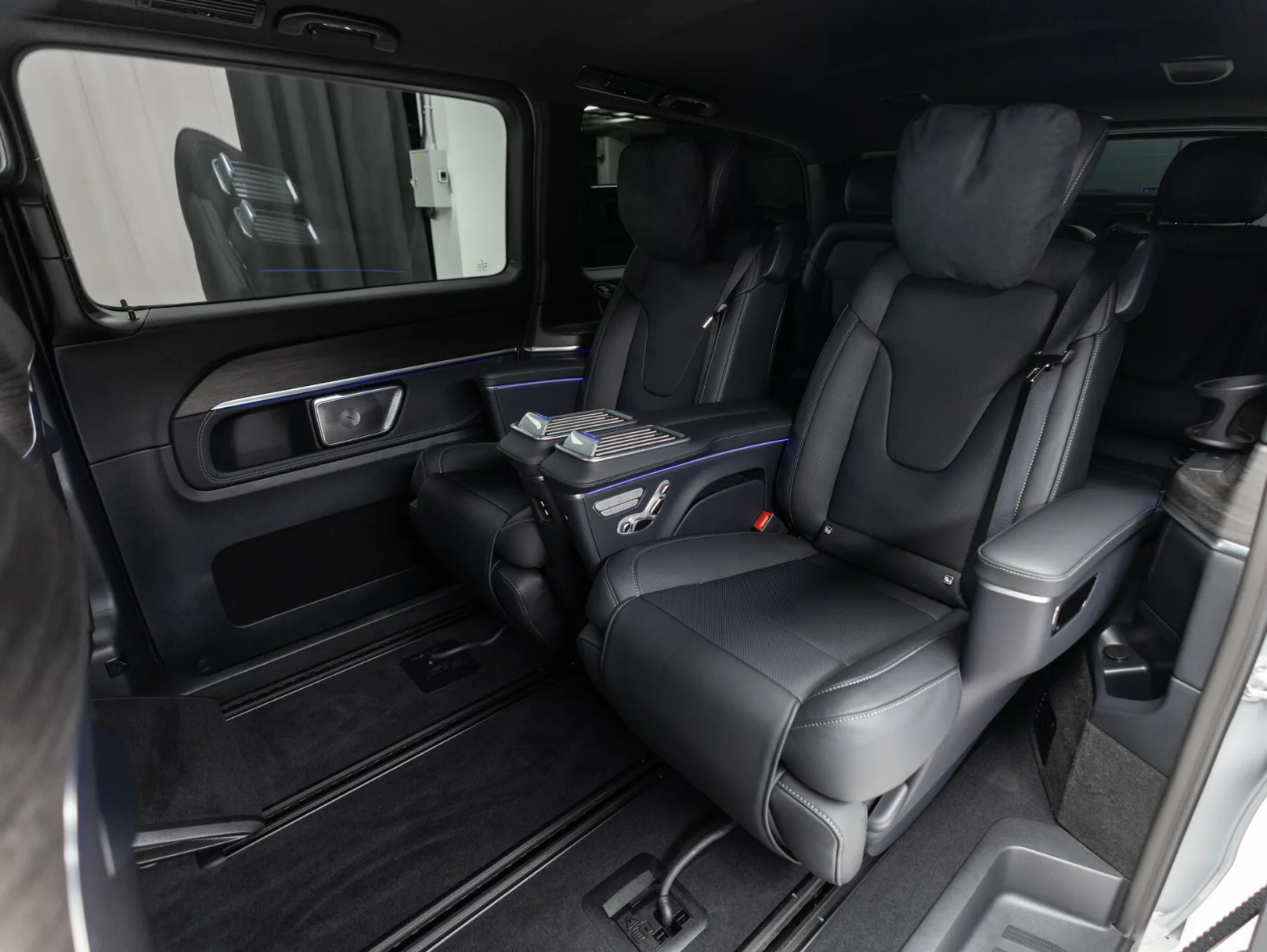 Mercedes-Benz V-Класс Exclusive III (W447) Рестайлинг 2, 2026 — экстерьер, фото 33
