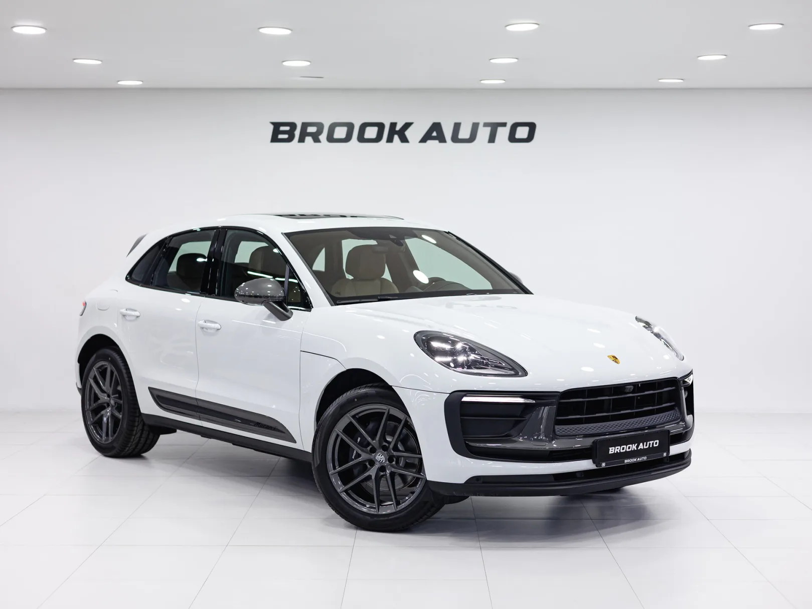 Porsche Macan T I Рестайлинг 2, 2025 — экстерьер, фото 3