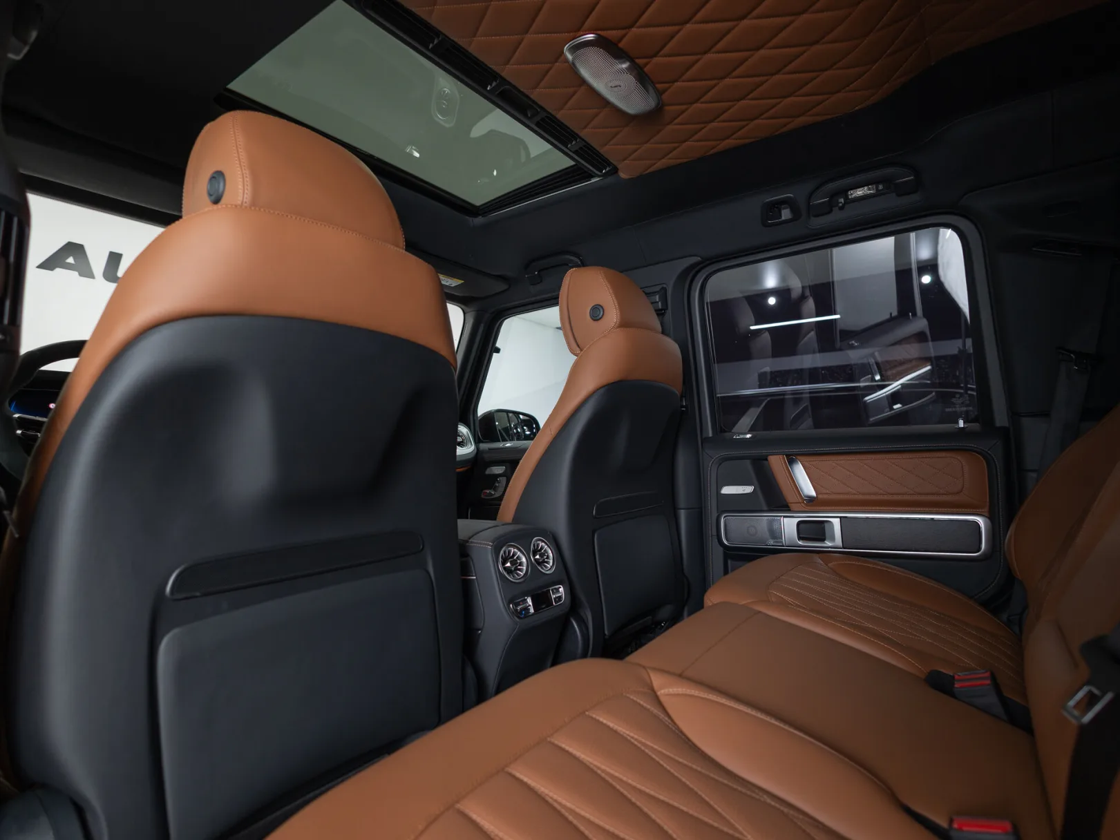 Mercedes-Benz G-Класс AMG G 63 II (W465) Рестайлинг, 2025 — экстерьер, фото 29