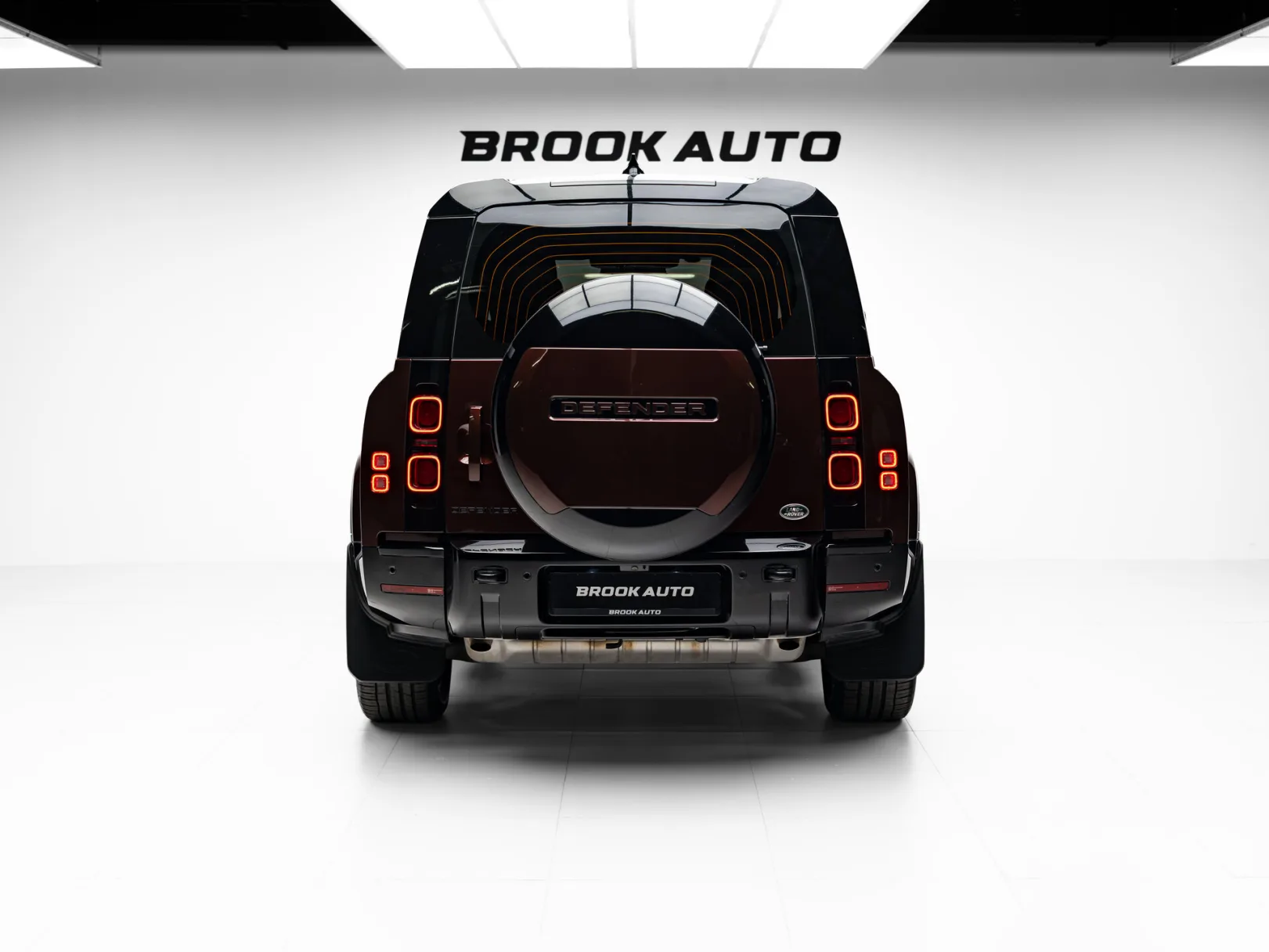 Land Rover Defender X II, 2022 — экстерьер, фото 5