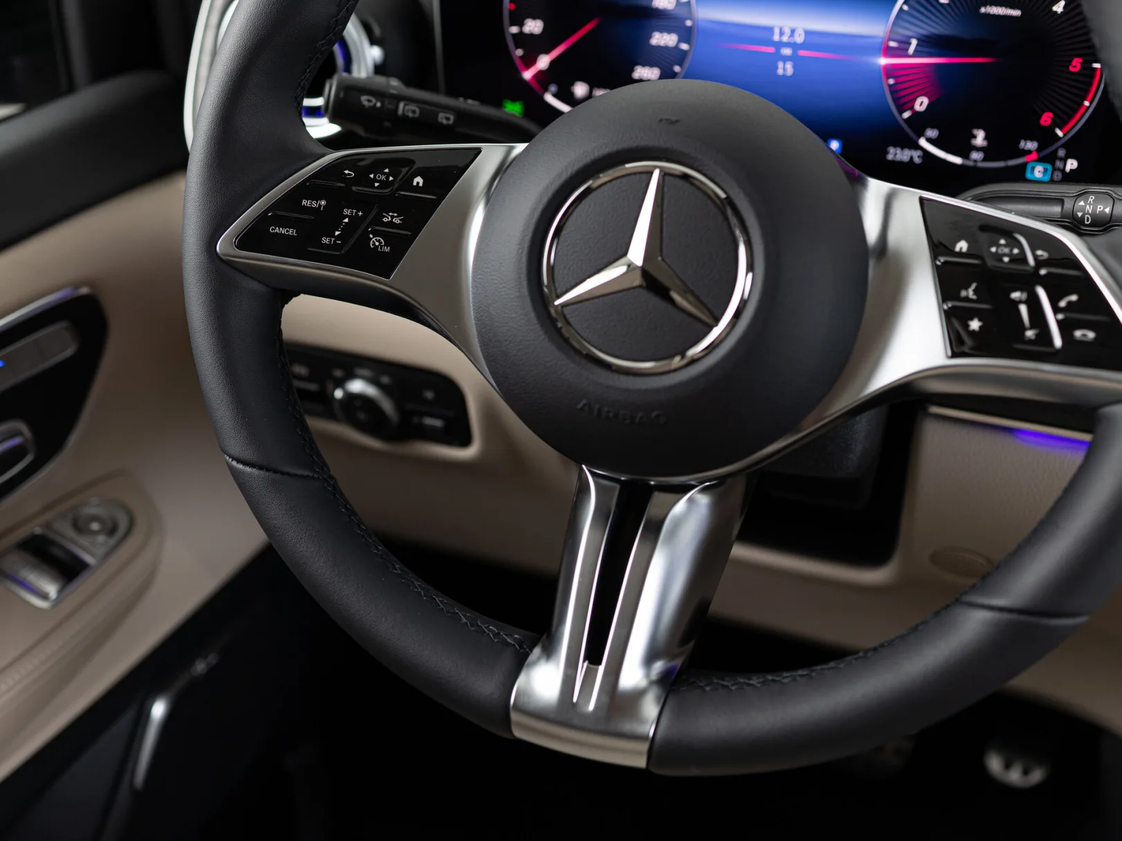 Mercedes-Benz V-Класс Exclusive III (W447) Рестайлинг 2, 2026 — экстерьер, фото 16