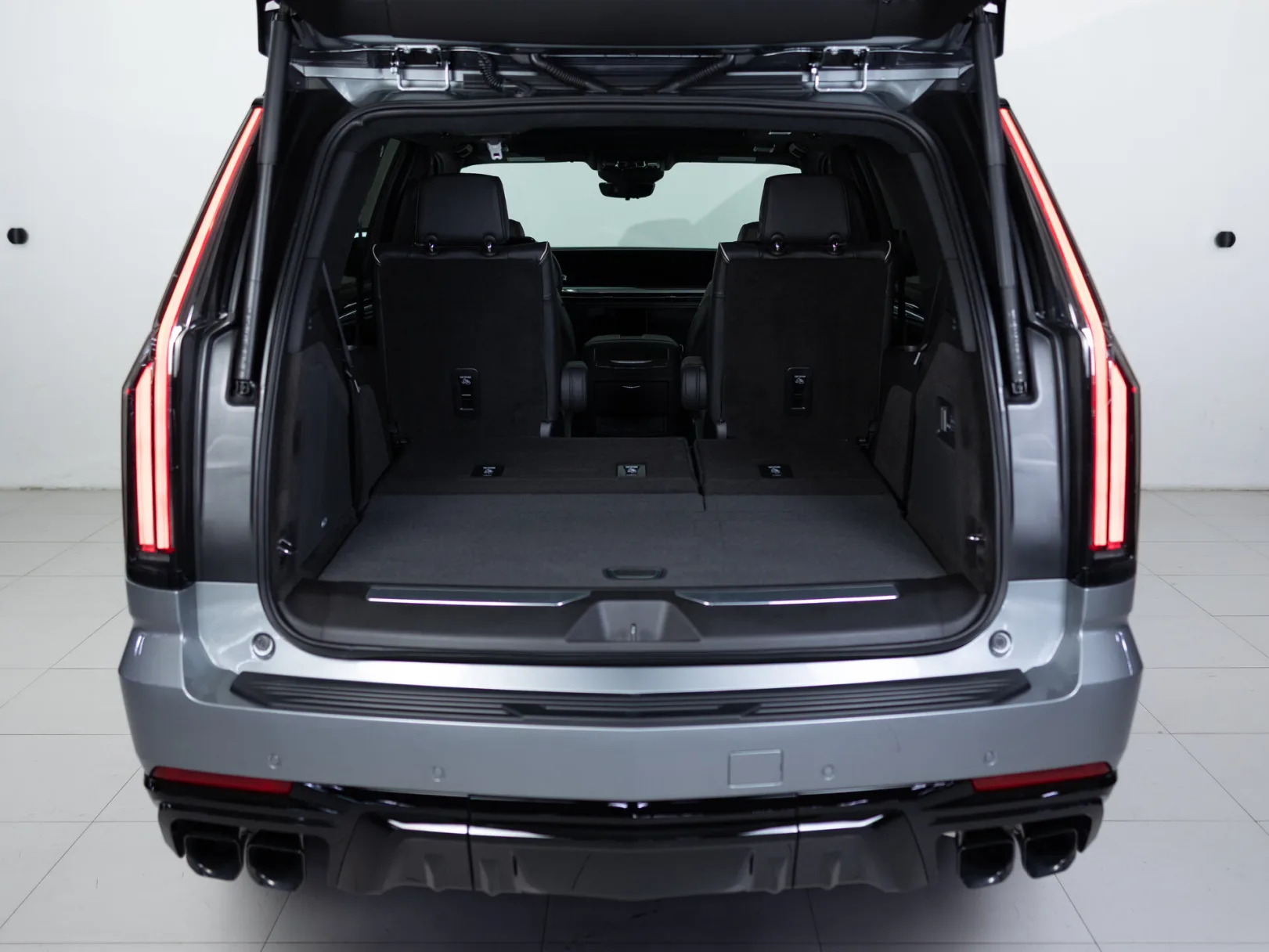 Cadillac Escalade-V V-series I Рестайлинг, 2025 — экстерьер, фото 37