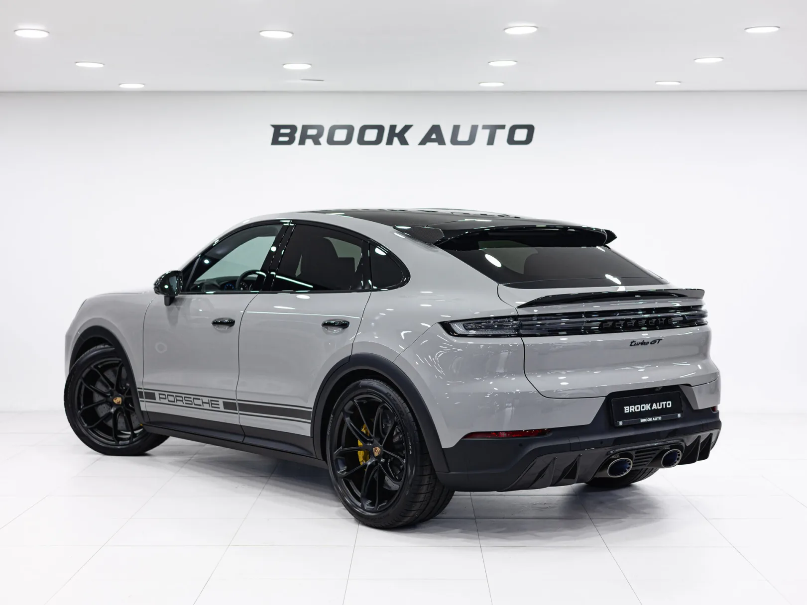 Porsche Cayenne Turbo GT III Рестайлинг, 2025 — экстерьер, фото 6