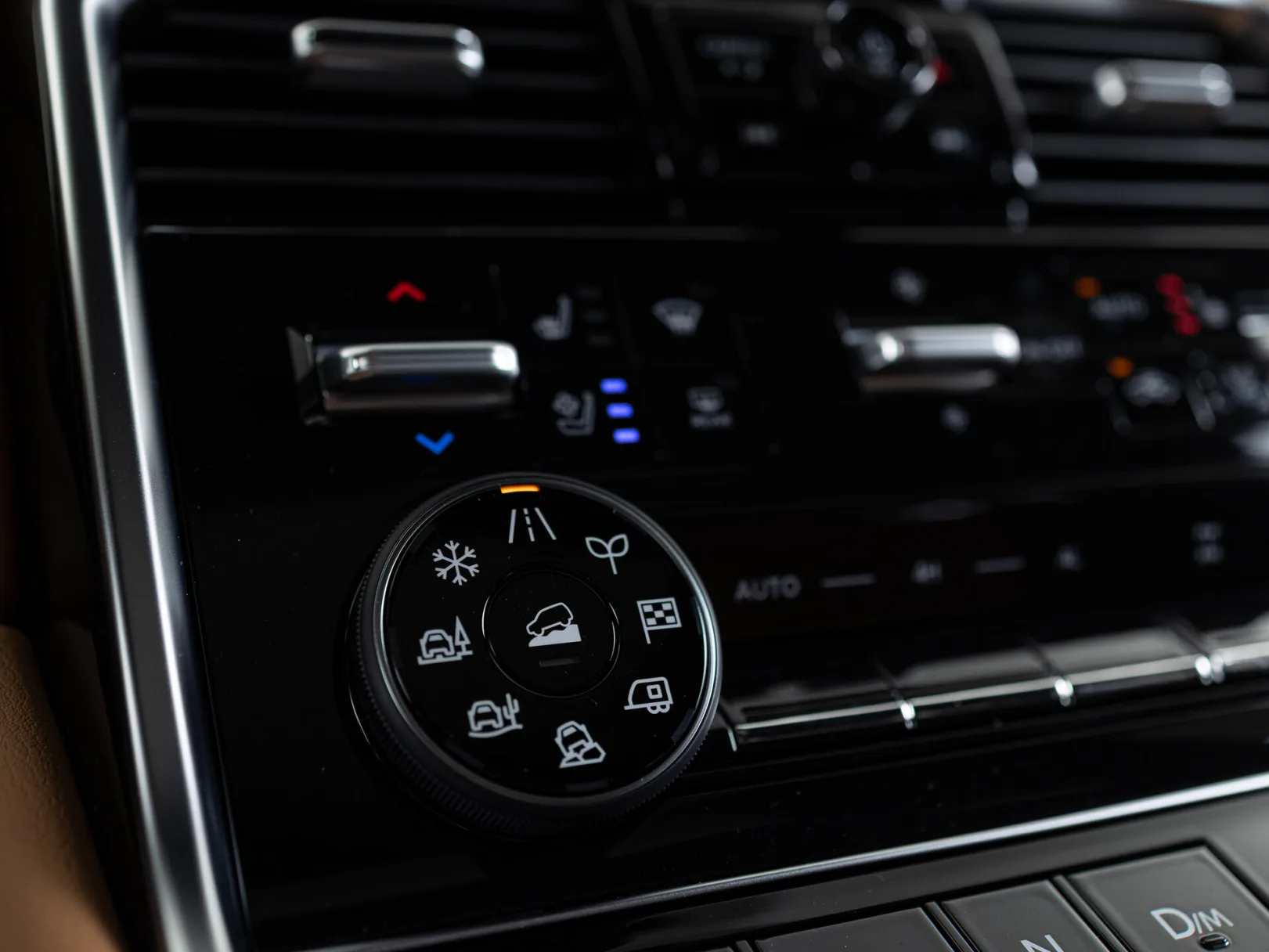 Nissan Patrol LE Platinum City VII (Y63), 2026 — экстерьер, фото 21