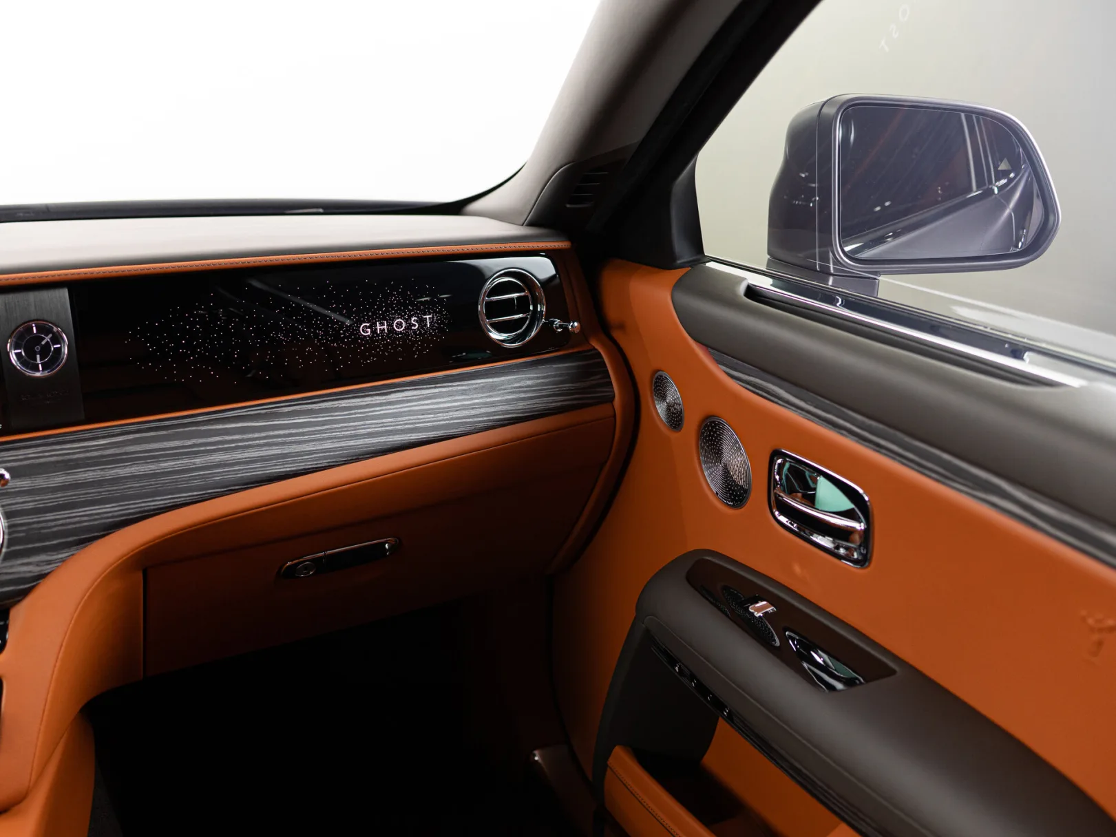 Rolls-Royce Ghost Individual II (Series I), 2021 — экстерьер, фото 21