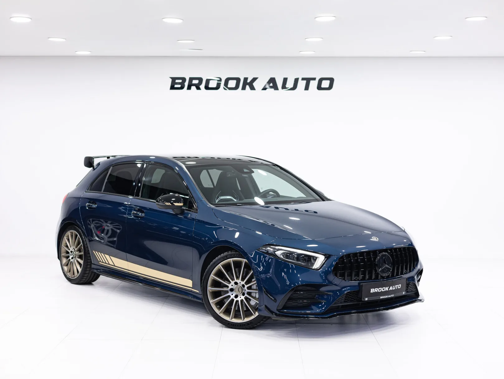 Mercedes-Benz A-Класс AMG A 35 4MATIC Особая Серия II (W177), 2019 — экстерьер, фото 3