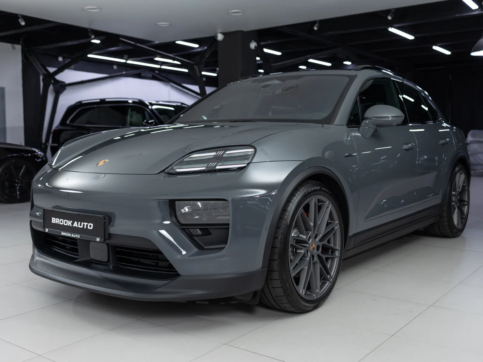 Porsche Macan 4S Electric II, 2025 — экстерьер, фото 35