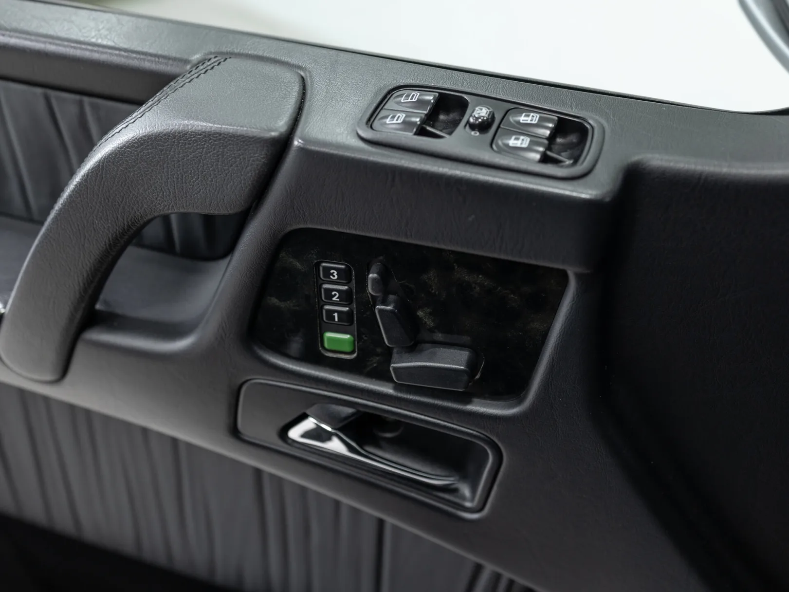 Mercedes-Benz G-Класс AMG I (W463), 2006 — экстерьер, фото 9