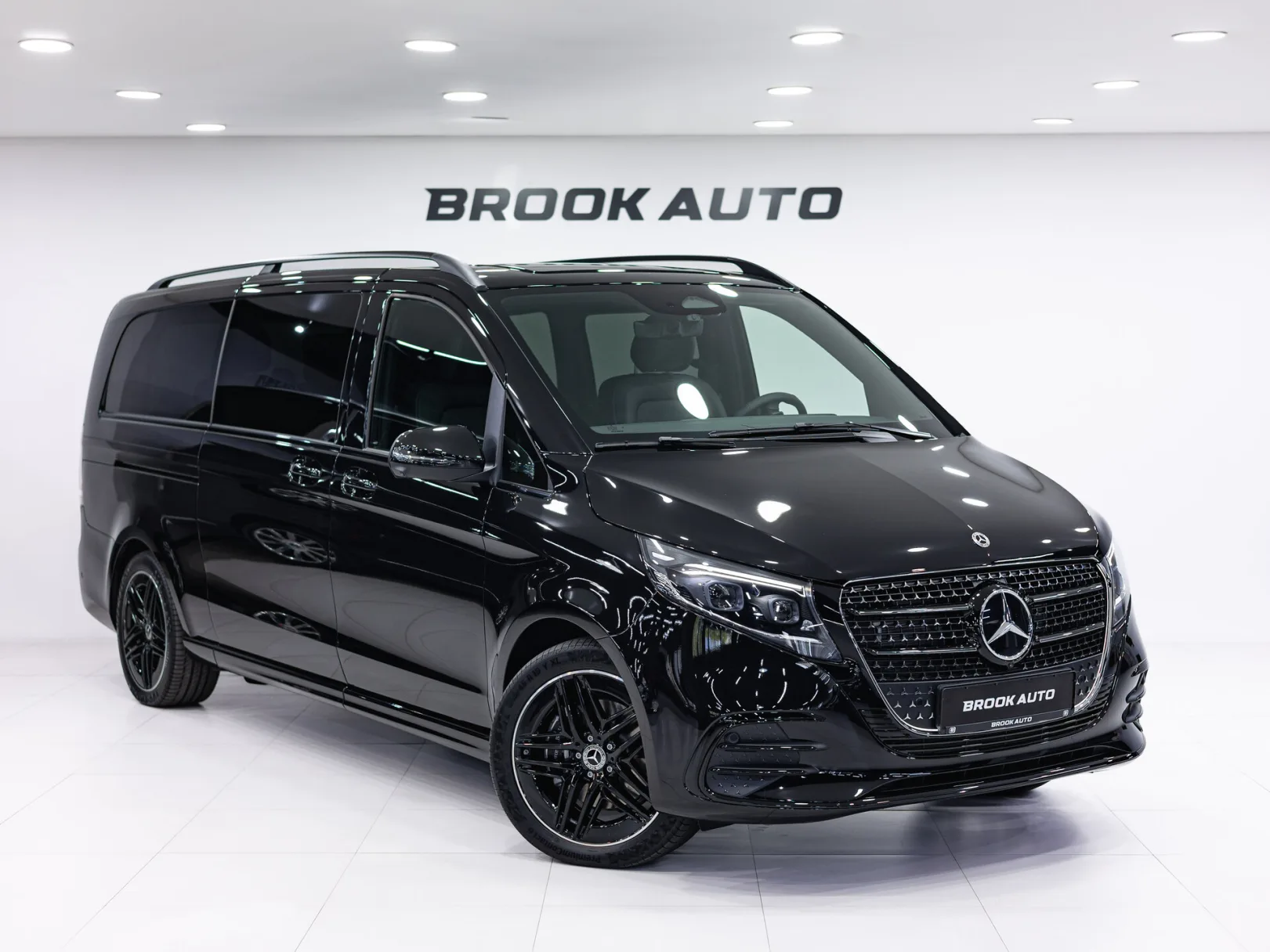 Mercedes-Benz V-Класс Avantgarde III (W447) Рестайлинг 2, 2025 — экстерьер, фото 3