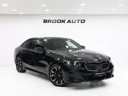 BMW 5 серии 520d xDrive VIII (G60/G61/G68), 2025 — экстерьер, фото 3