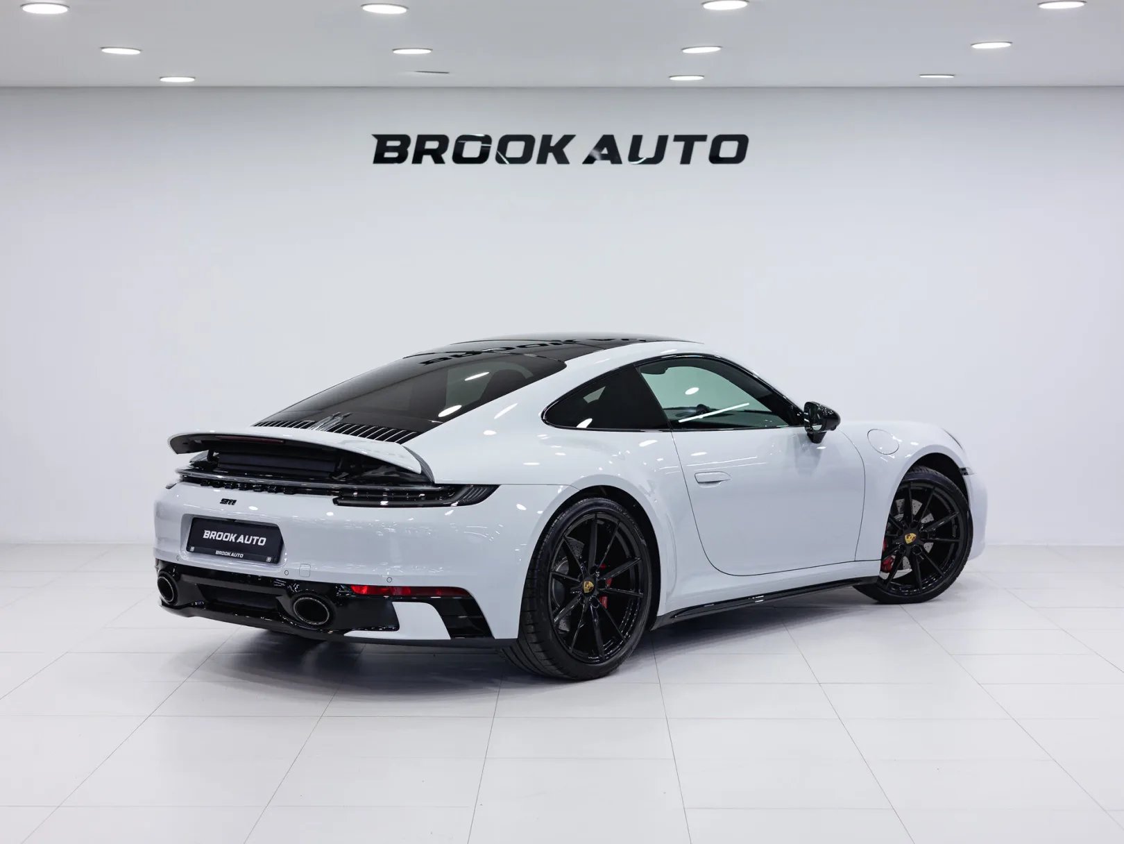 Porsche 911 Carrera 4S VIII (992), 2021 — экстерьер, фото 5