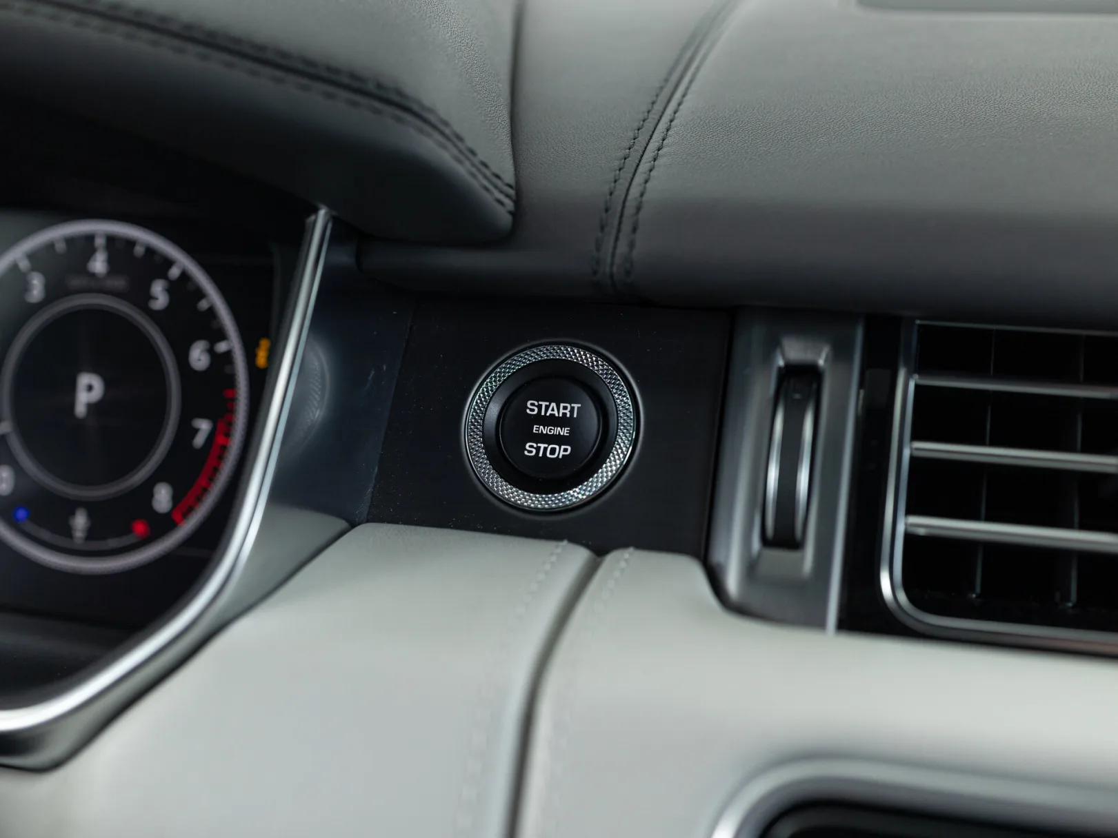Land Rover Range Rover SVAutobiography Dynamic IV Рестайлинг, 2020 — экстерьер, фото 15