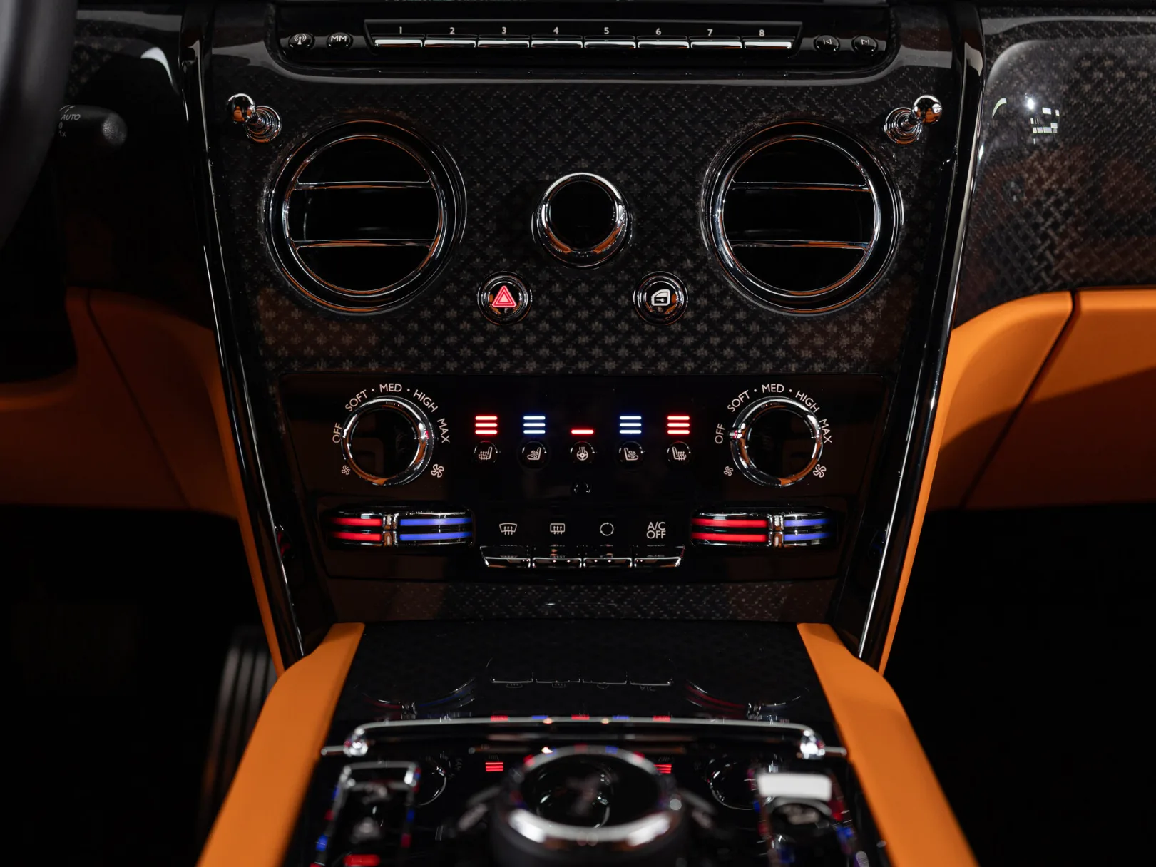 Rolls-Royce Cullinan Individual I (Series I), 2023 — экстерьер, фото 19