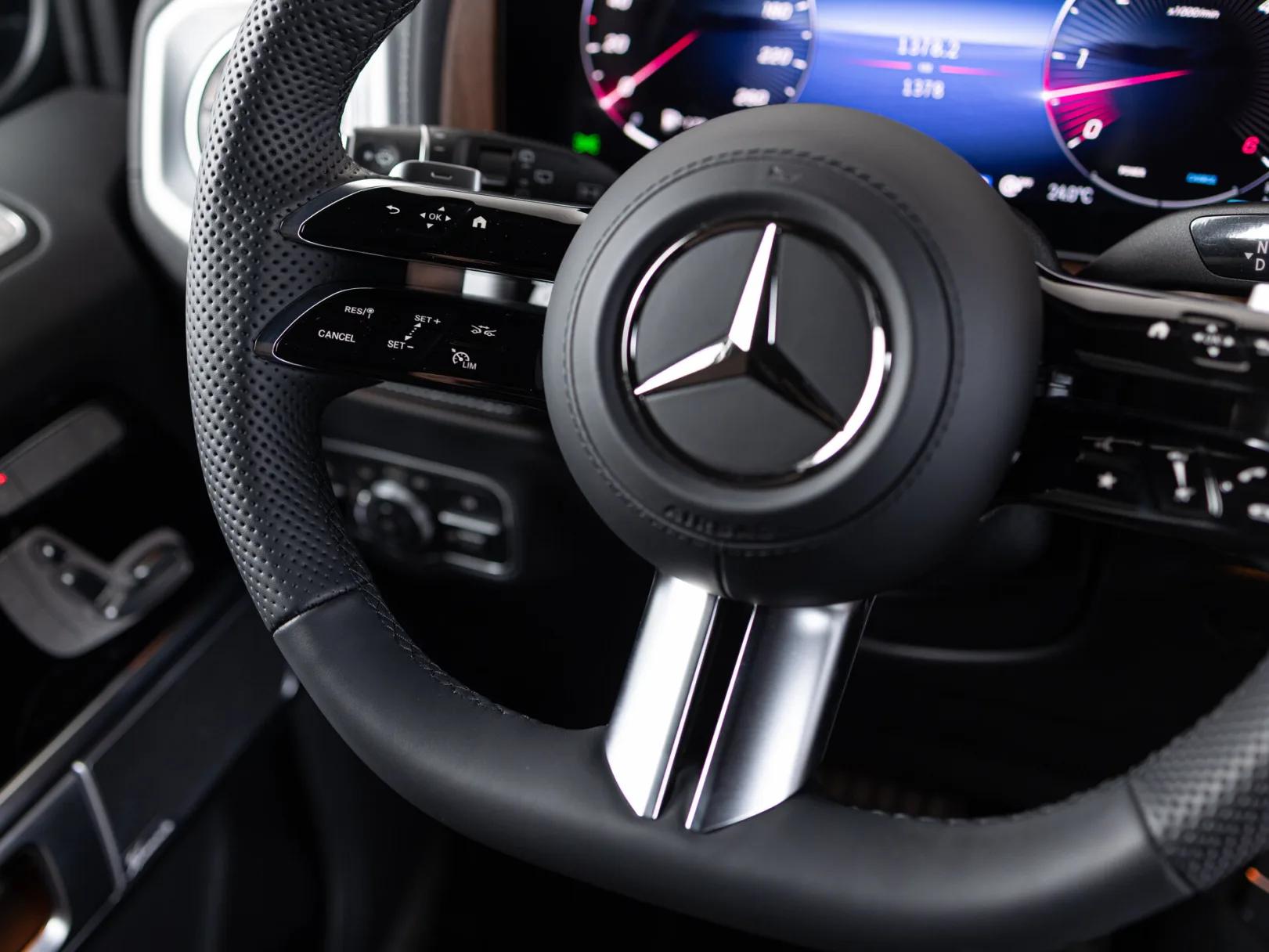Mercedes-Benz G-Класс G 450 d AMG Line III (W465) Рестайлинг, 2025 — экстерьер, фото 15