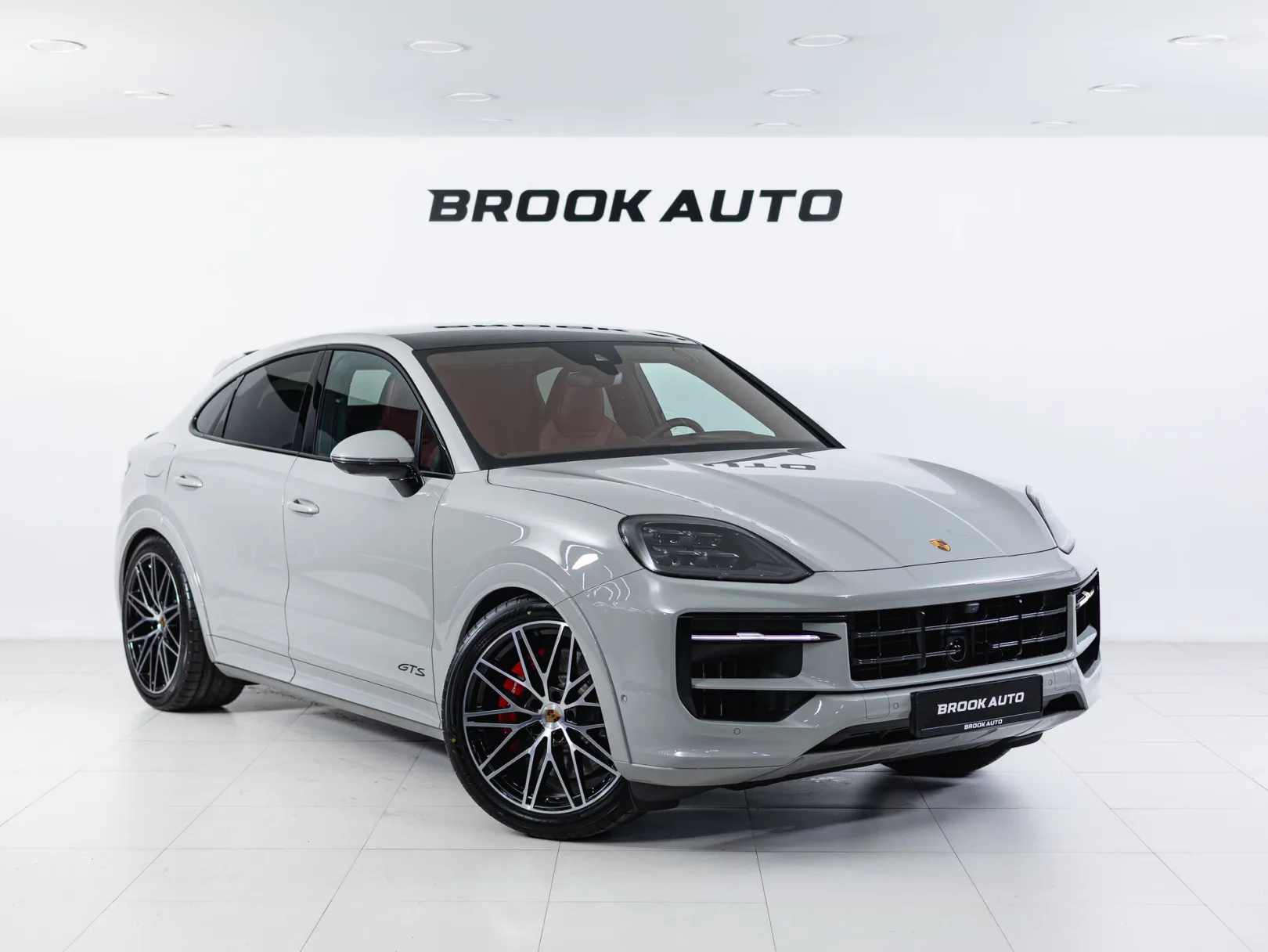 Porsche Cayenne GTS Coupé III Рестайлинг, 2025 — экстерьер, фото 3