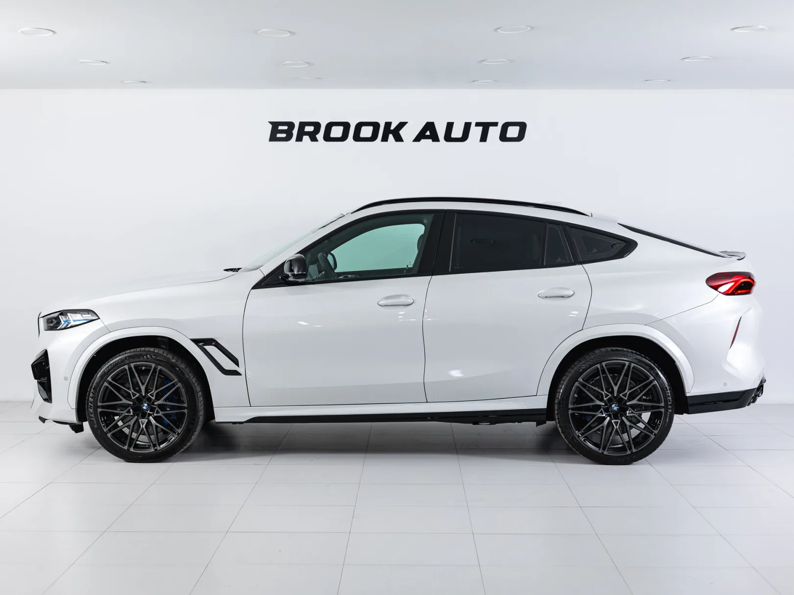 BMW X6 M Competition III (F96) Рестайлинг, 2024 — экстерьер, фото 7