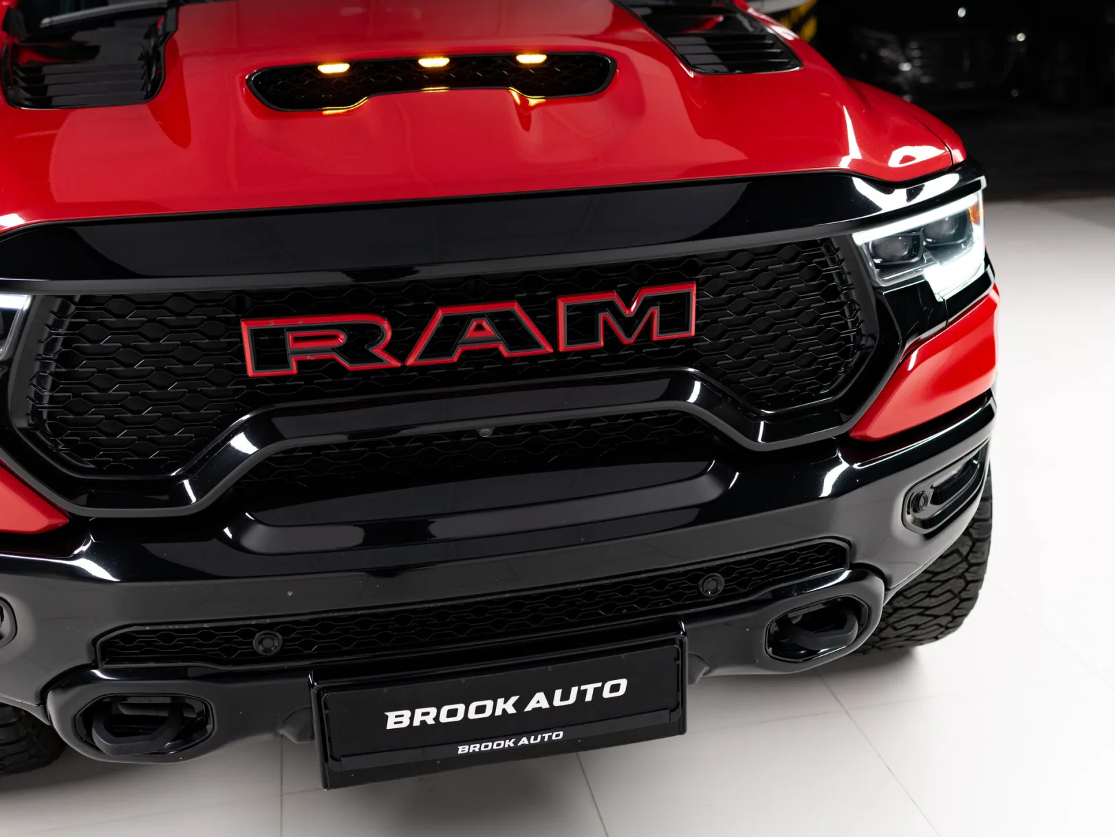 Ram 1500 TRX V, 2023 — экстерьер, фото 33