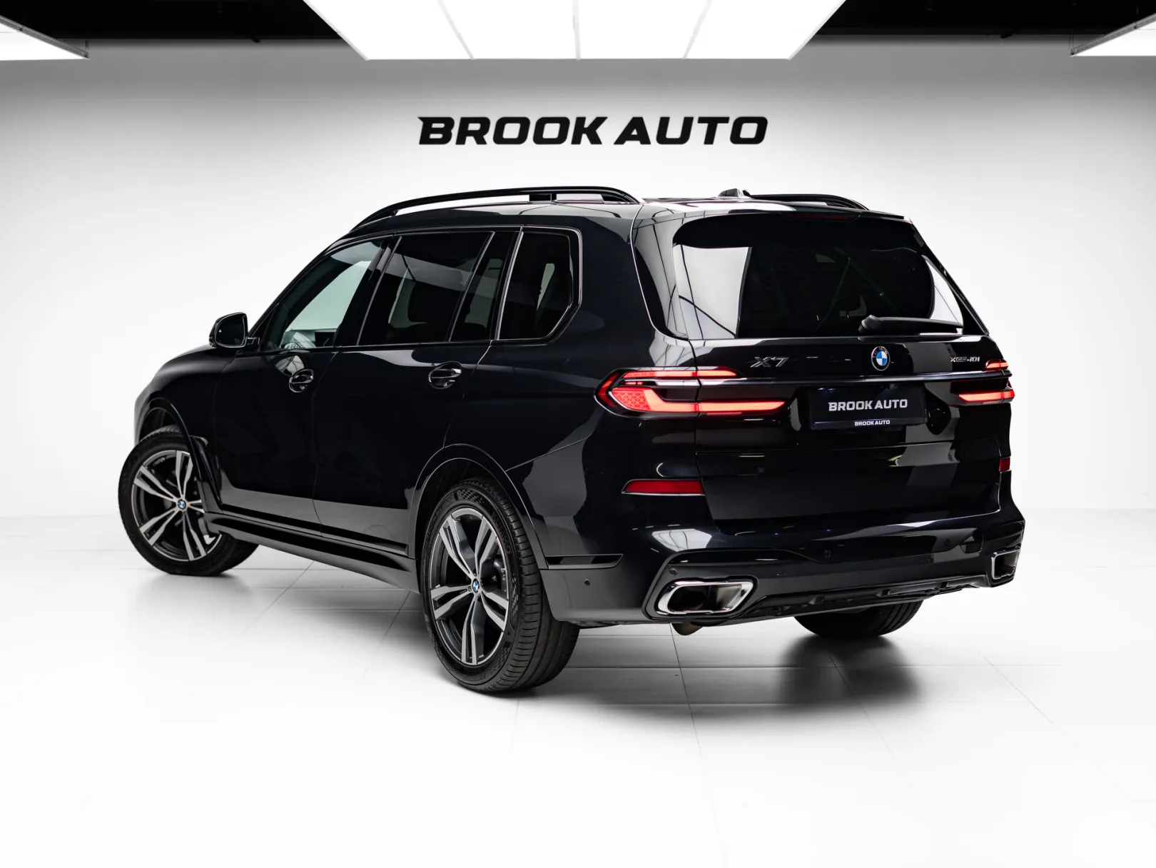 BMW X7 xDrive40i M Sport I (G07) Рестайлинг, 2022 — экстерьер, фото 6