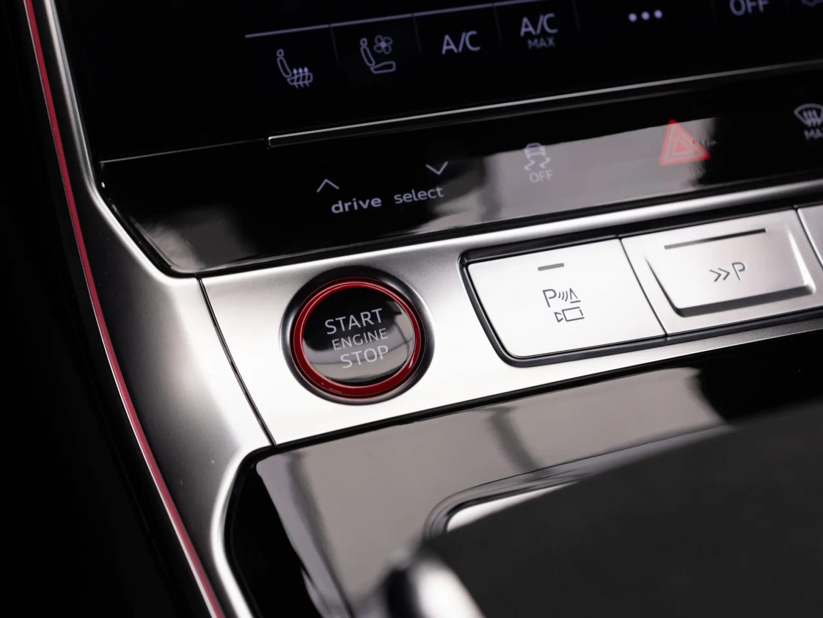 Audi RS 6 RS6 Avant performance IV (C8), 2025 — экстерьер, фото 20