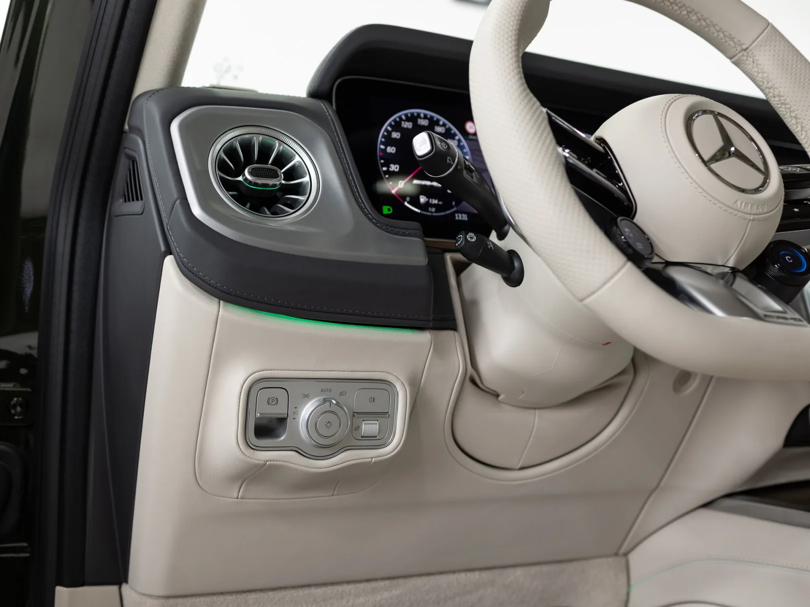 Mercedes-Benz G-Класс AMG G 63 II (W465) Рестайлинг, 2025 — экстерьер, фото 12