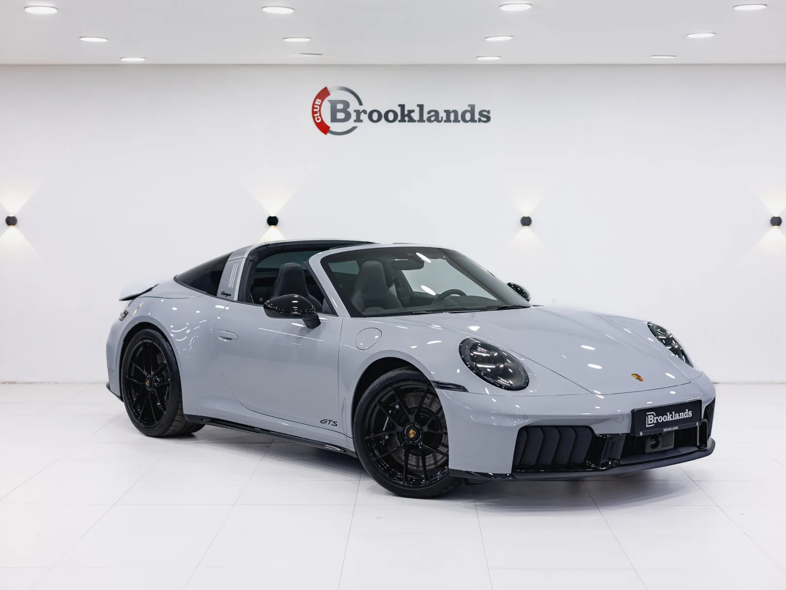 Porsche 911 Targa 4 GTS VIII (992) Рестайлинг, 2025 — экстерьер, фото 5
