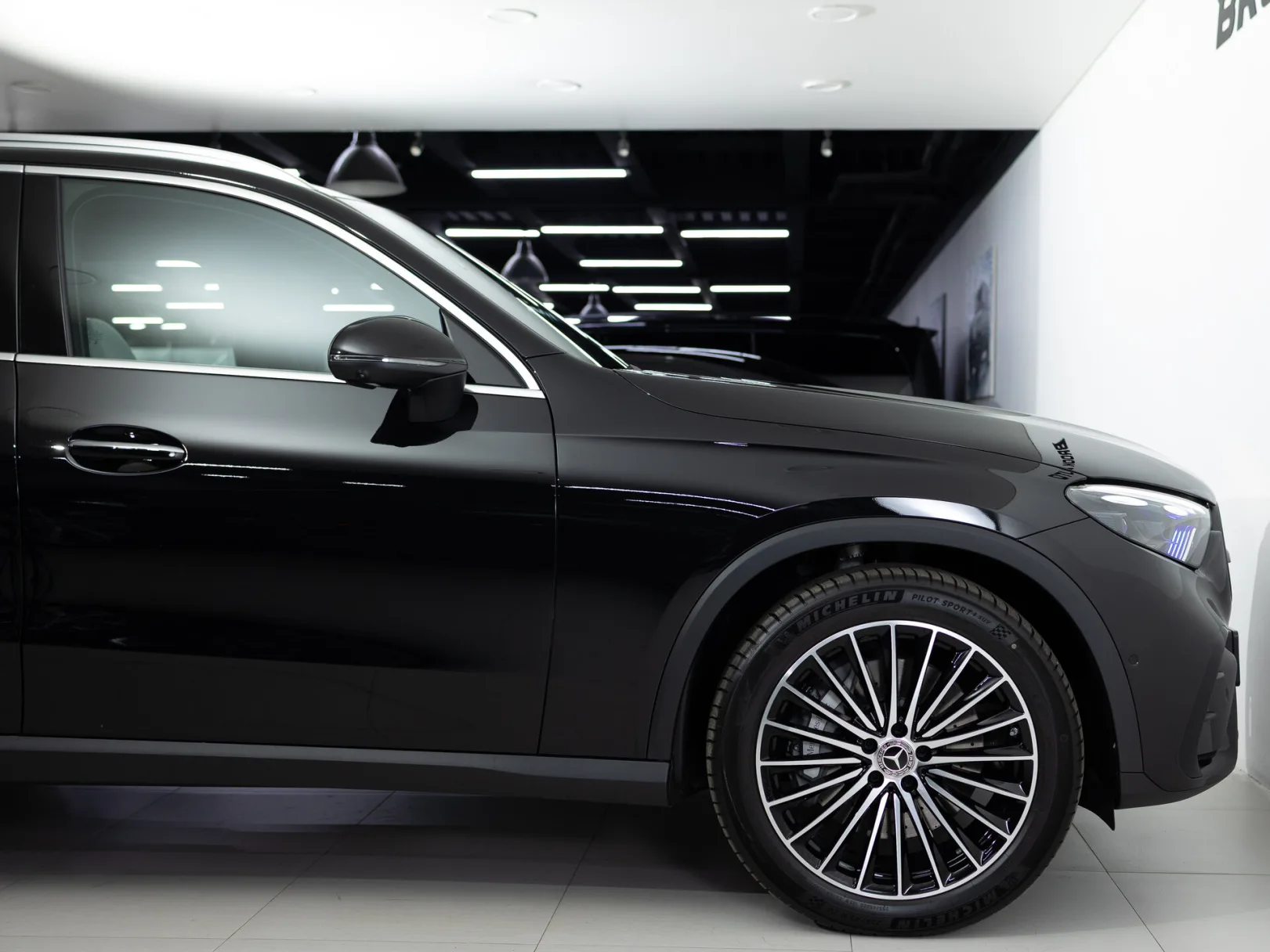 Mercedes-Benz GLC 300 4MATIC II (X254), 2025 — экстерьер, фото 35