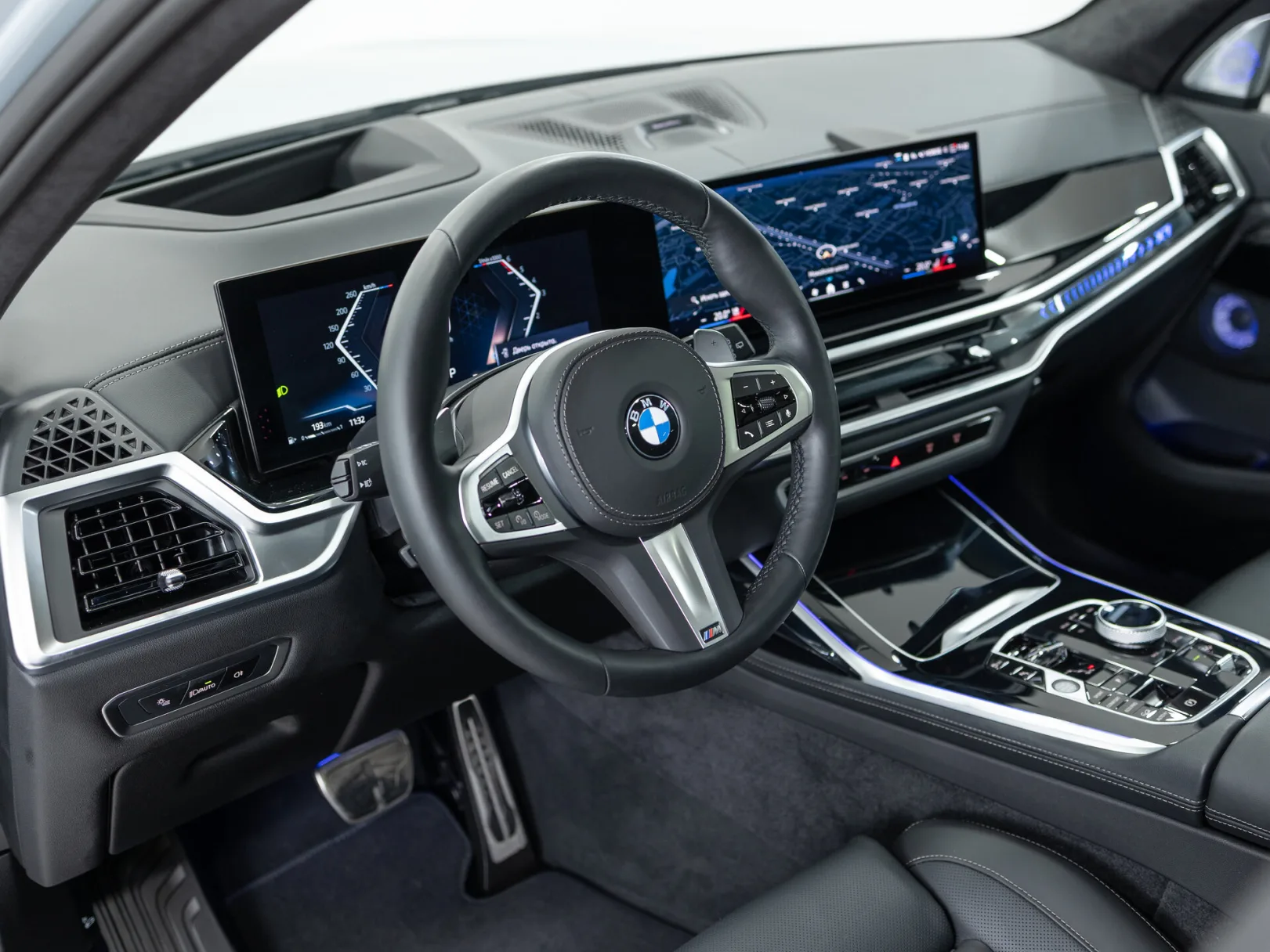 BMW X7 xDrive40d M Sport Pro I (G07) Рестайлинг, 2025 — экстерьер, фото 10